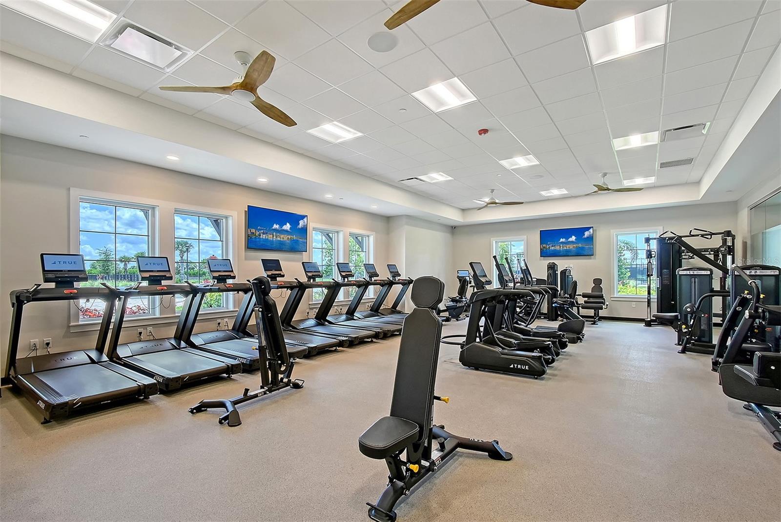 STAR FARMS AT AT LAKEWOOD RANCH - Residential Lease