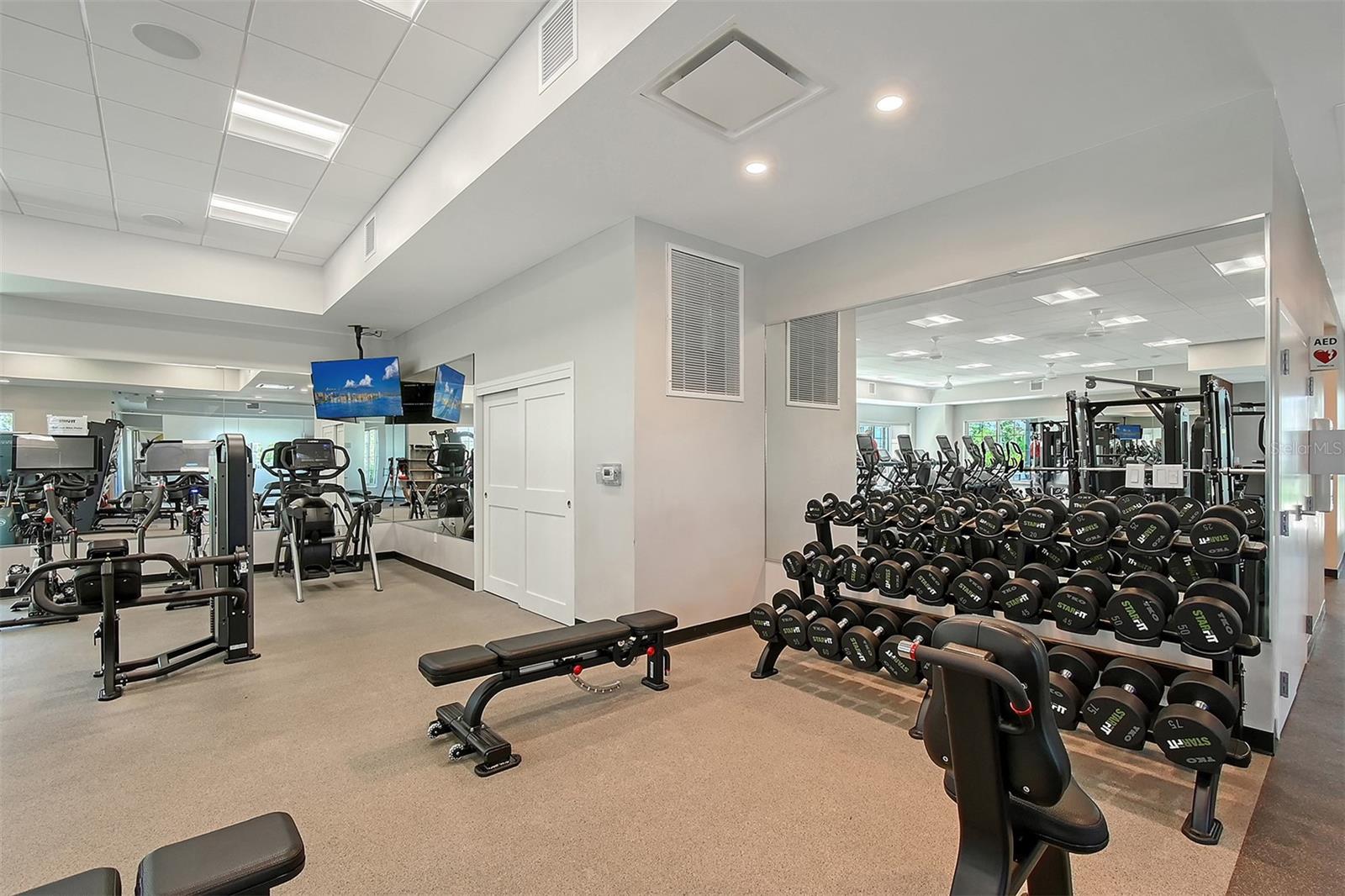 STAR FARMS AT AT LAKEWOOD RANCH - Residential Lease