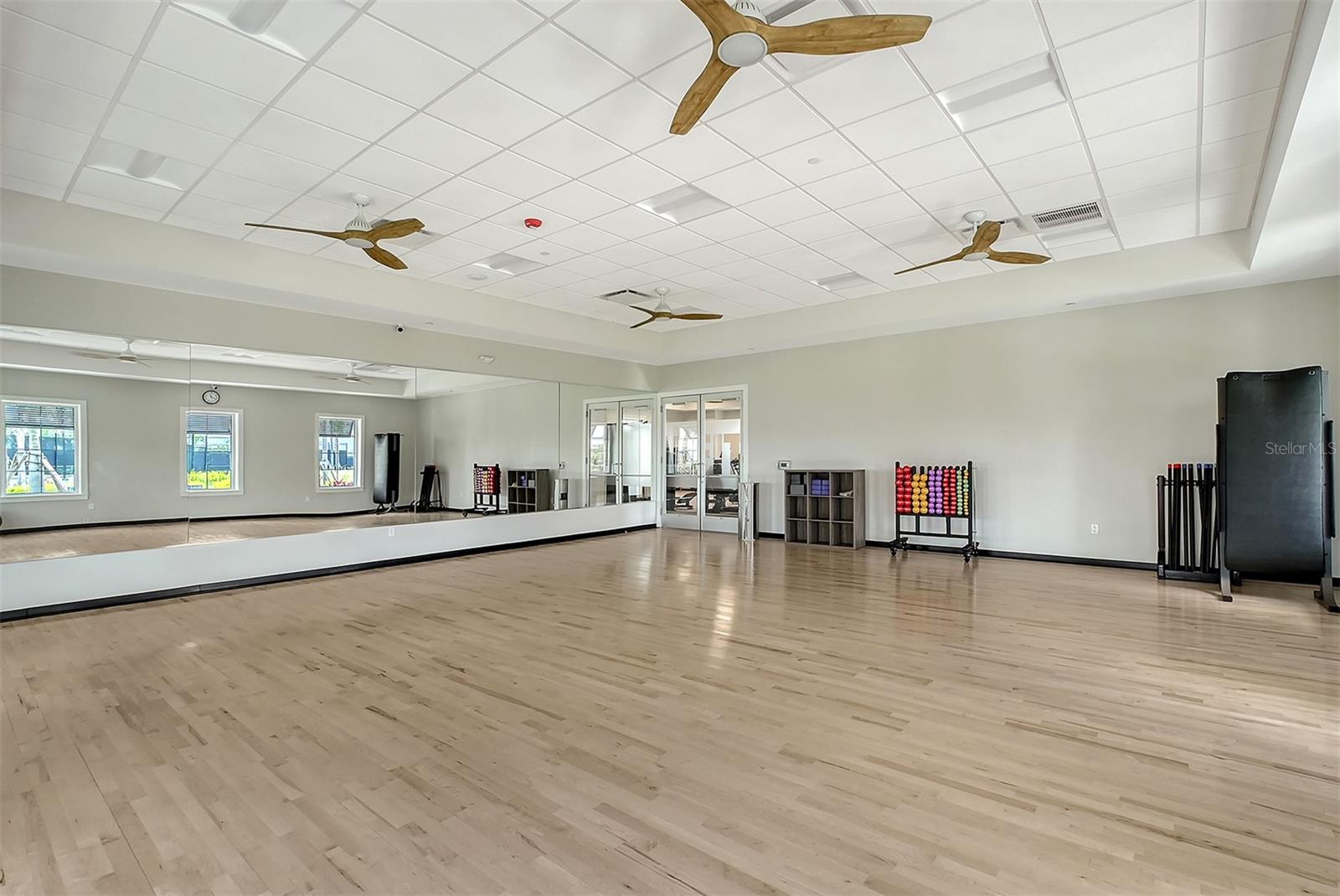 STAR FARMS AT AT LAKEWOOD RANCH - Residential Lease