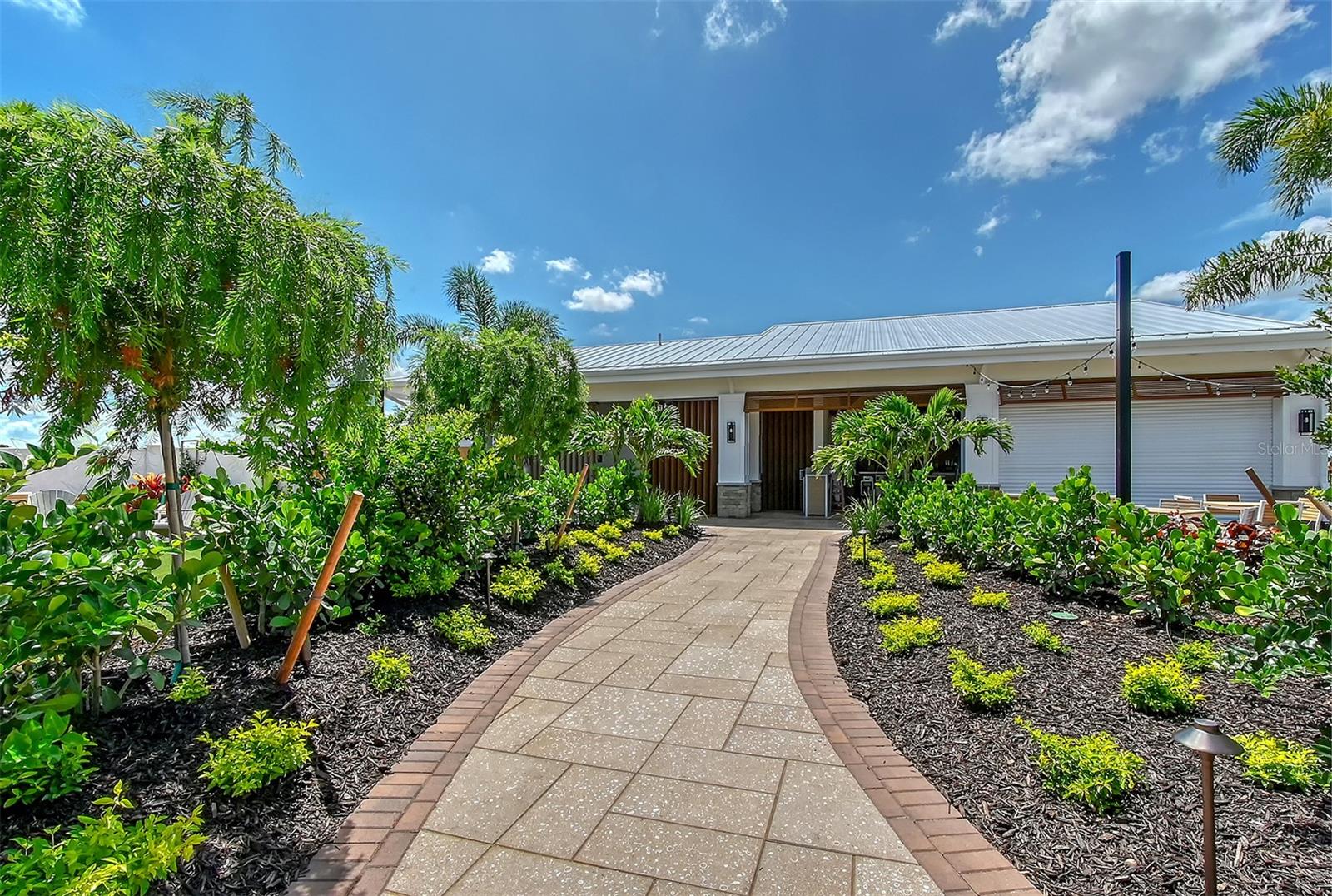 STAR FARMS AT AT LAKEWOOD RANCH - Residential Lease