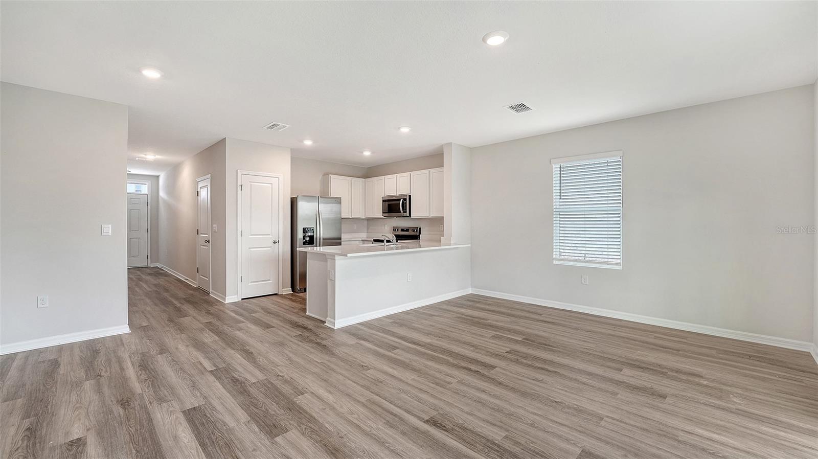 STAR FARMS AT AT LAKEWOOD RANCH - Residential Lease