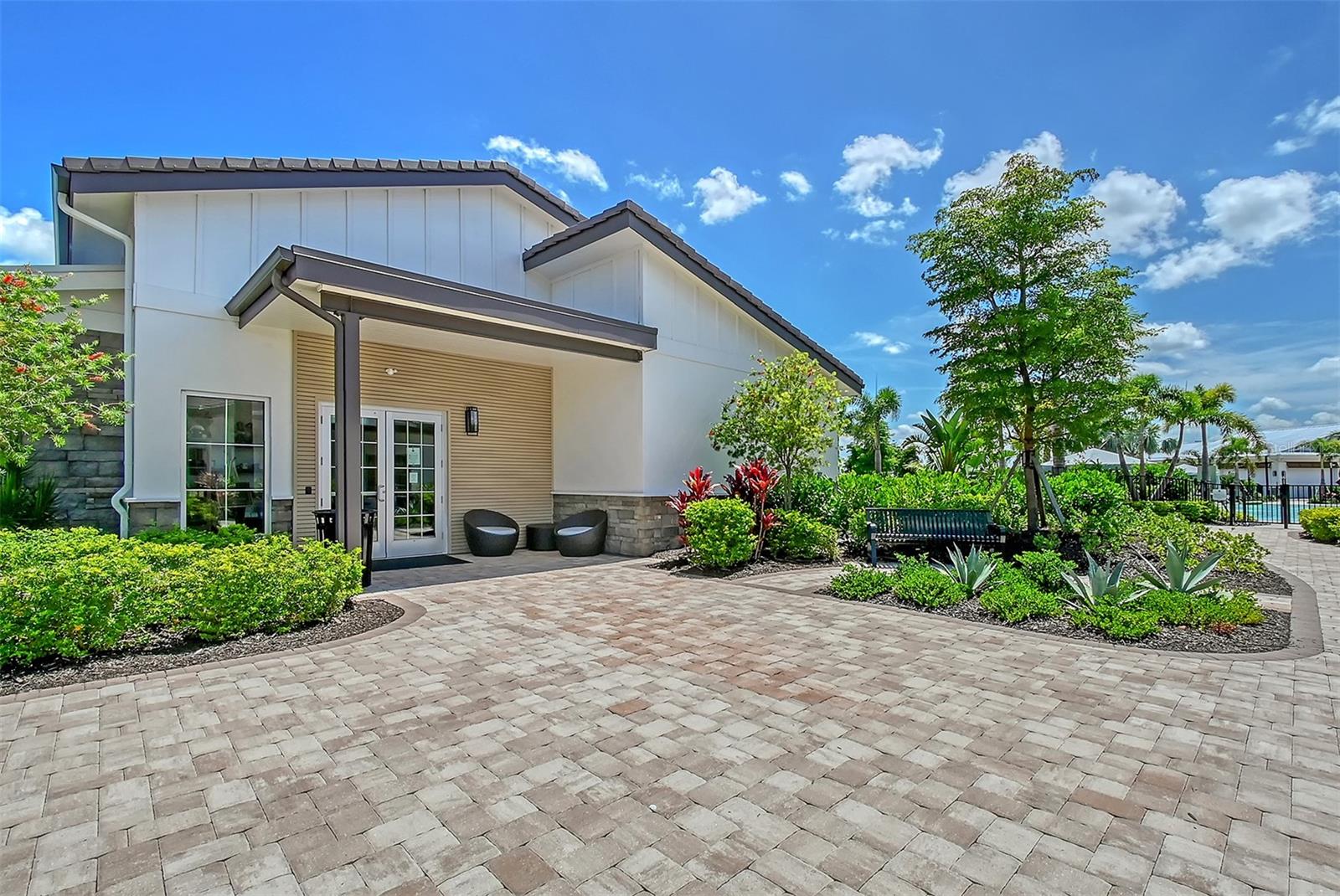 STAR FARMS AT AT LAKEWOOD RANCH - Residential Lease
