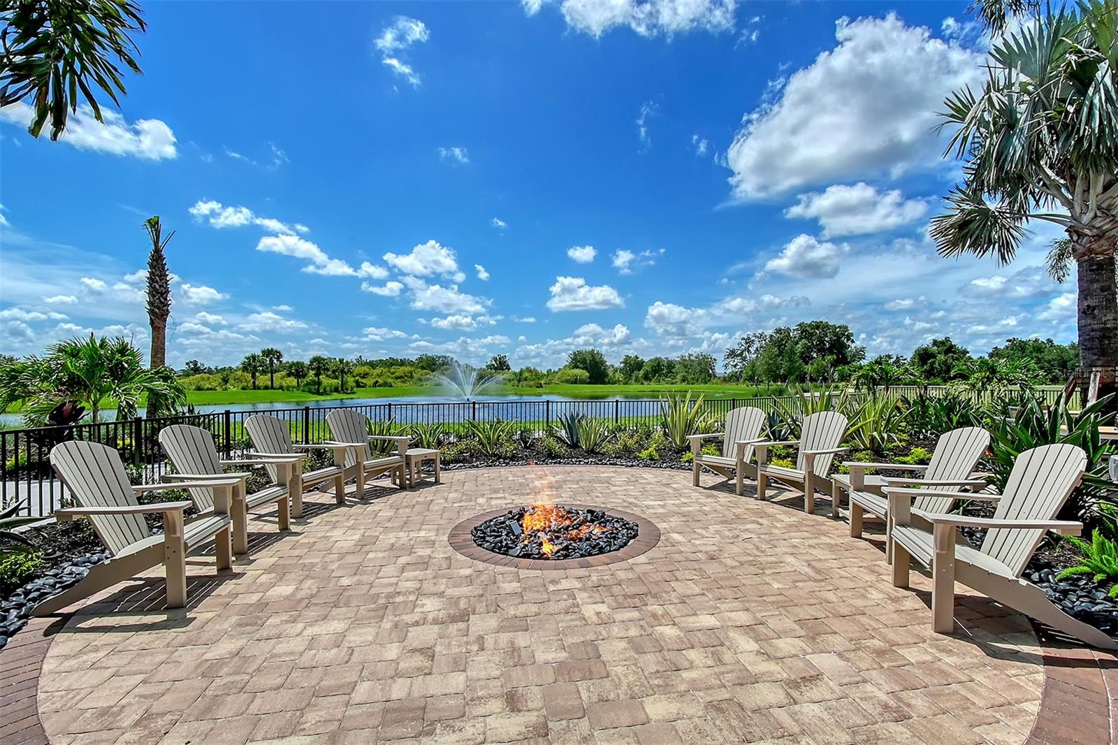 STAR FARMS AT AT LAKEWOOD RANCH - Residential Lease