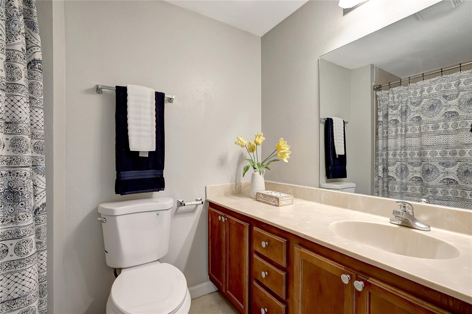 HYDE PARK TOWERS A CONDO - Residential