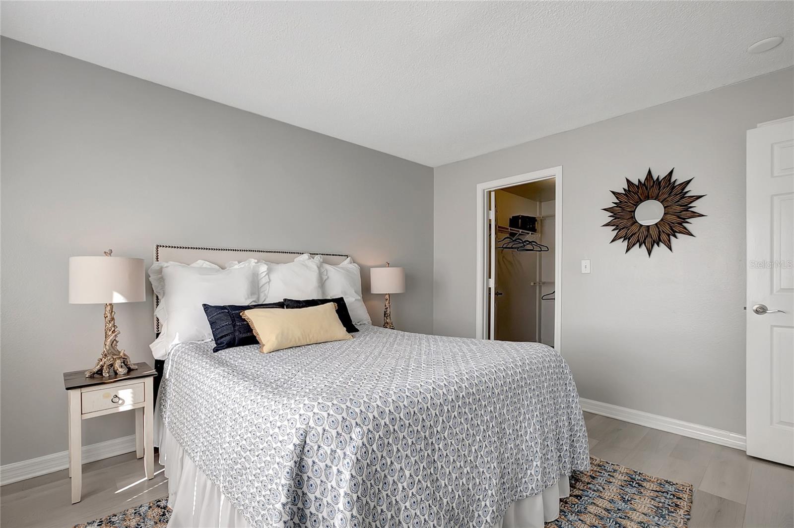 HYDE PARK TOWERS A CONDO - Residential