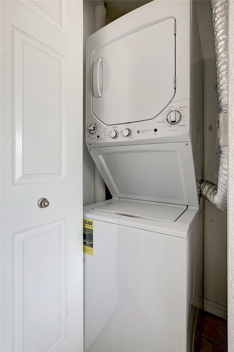 HYDE PARK TOWERS A CONDO - Residential