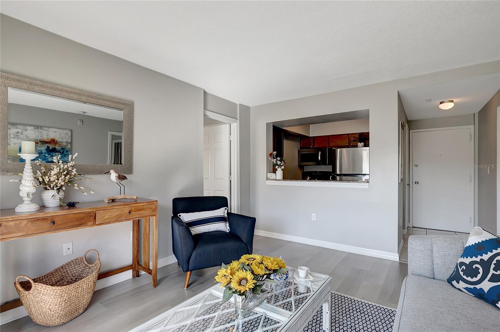 HYDE PARK TOWERS A CONDO - Residential