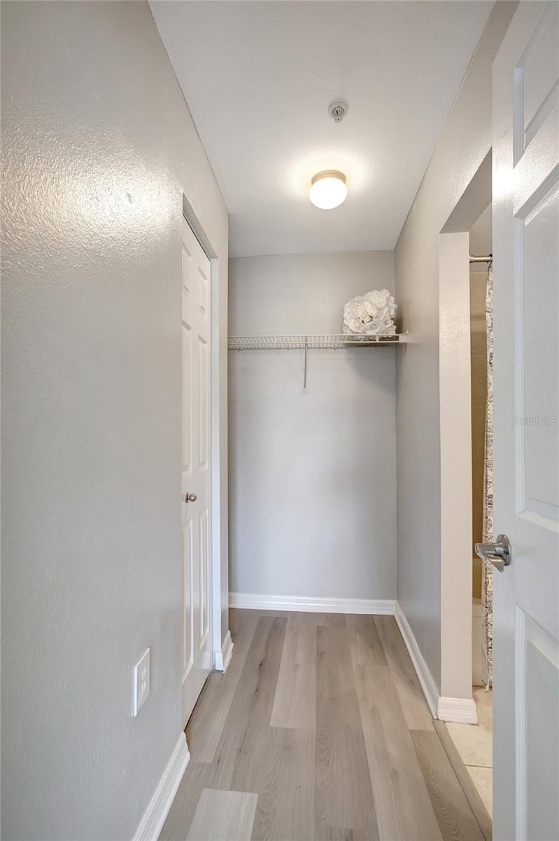 HYDE PARK TOWERS A CONDO - Residential