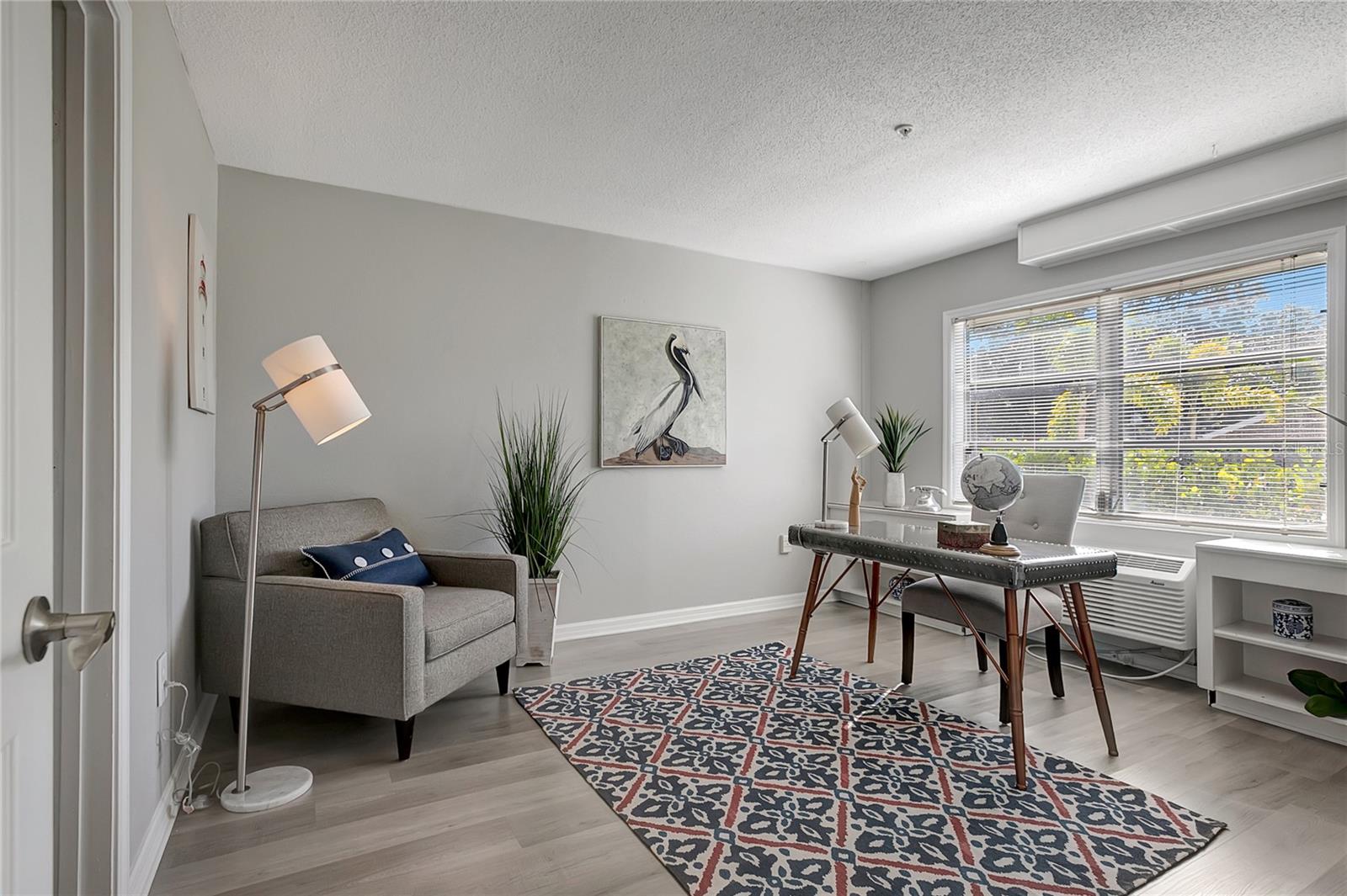 HYDE PARK TOWERS A CONDO - Residential