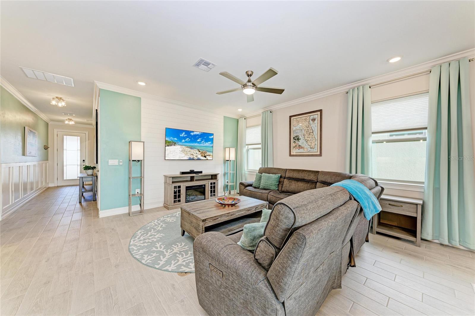 TOSCANA ISLES - Residential