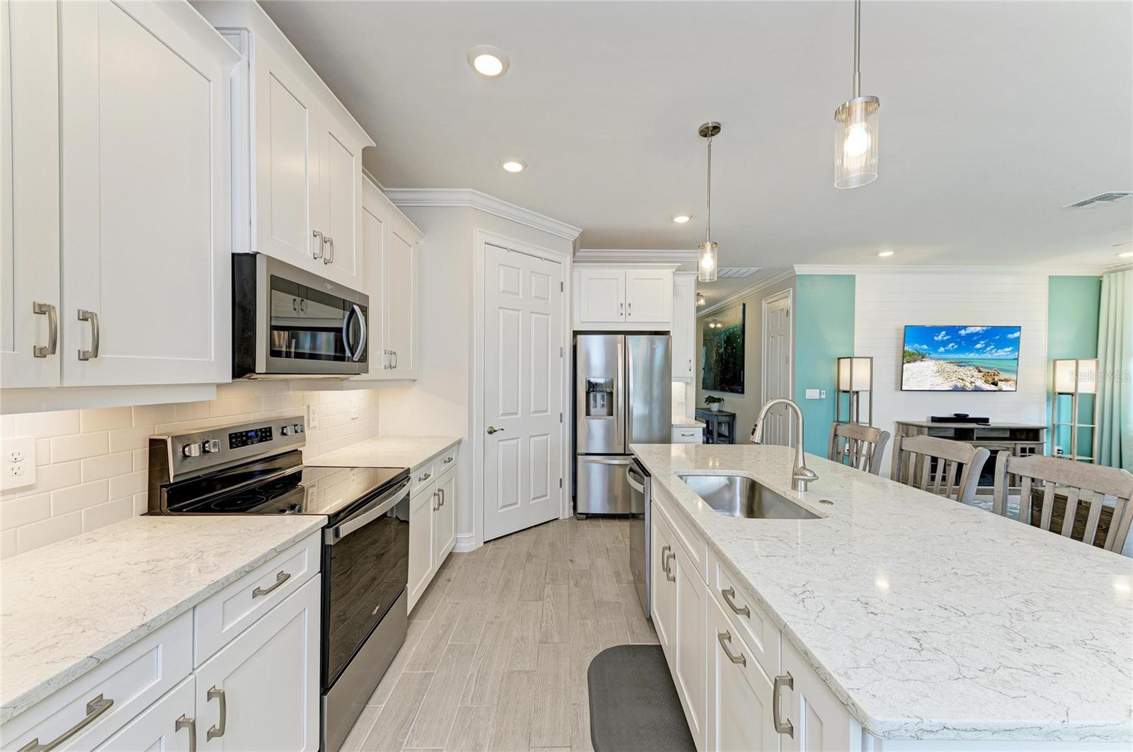 TOSCANA ISLES - Residential