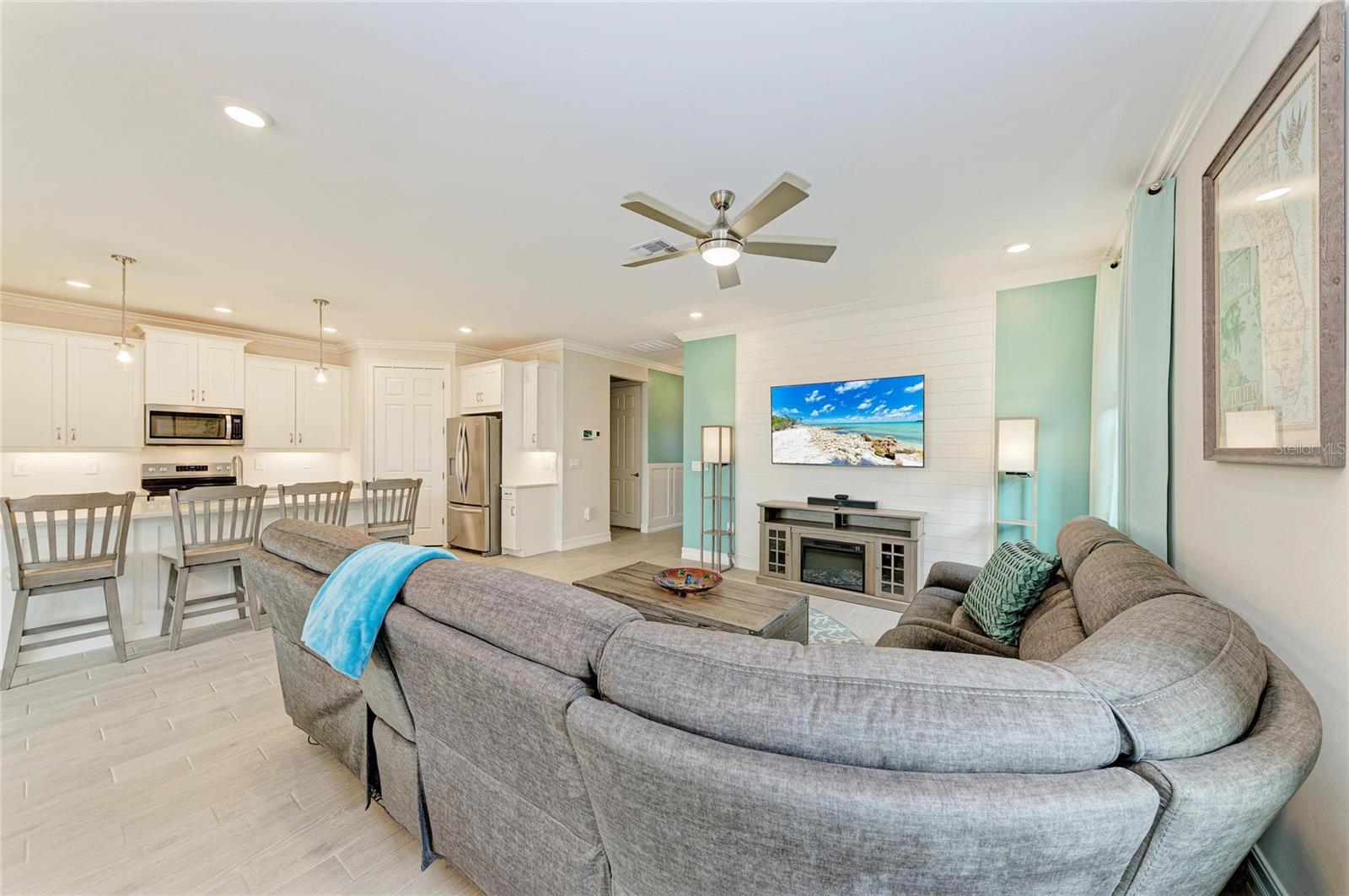 TOSCANA ISLES - Residential