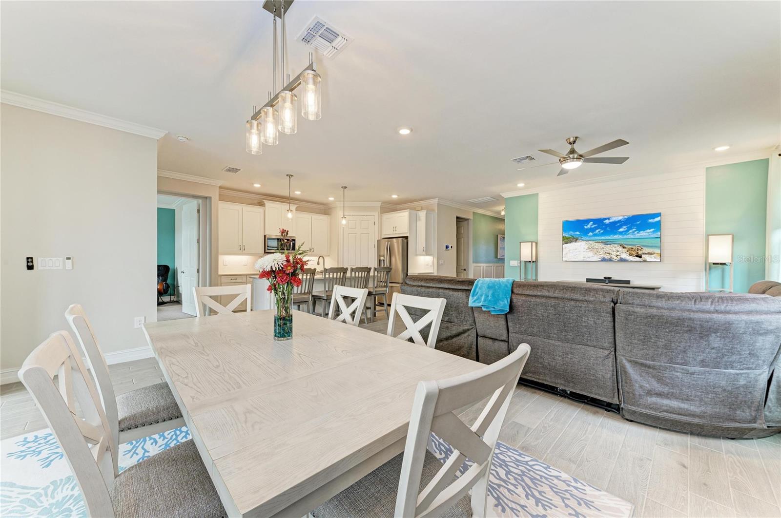 TOSCANA ISLES - Residential