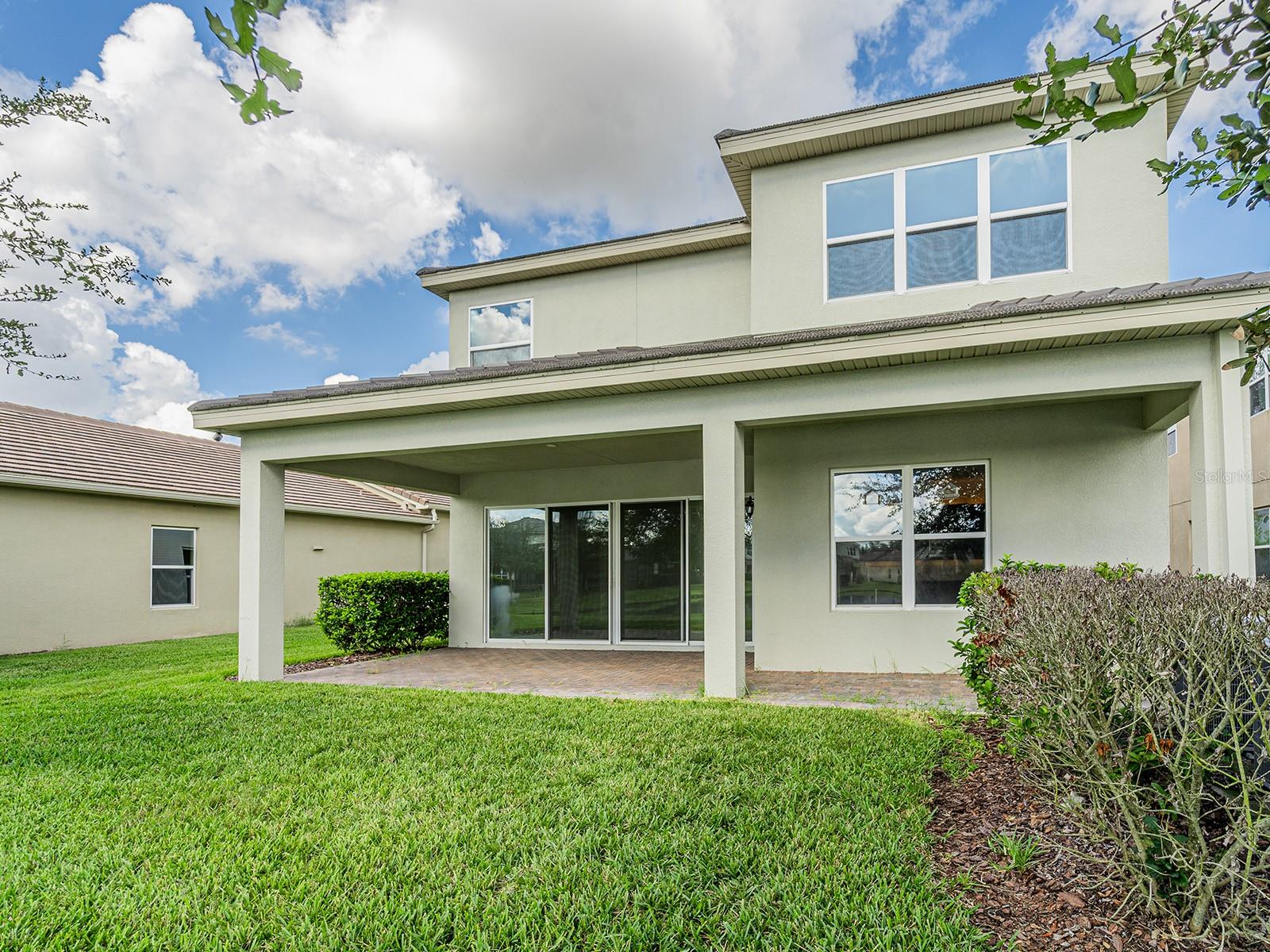 THE RIDGE AT WIREGRASS - Residential Lease