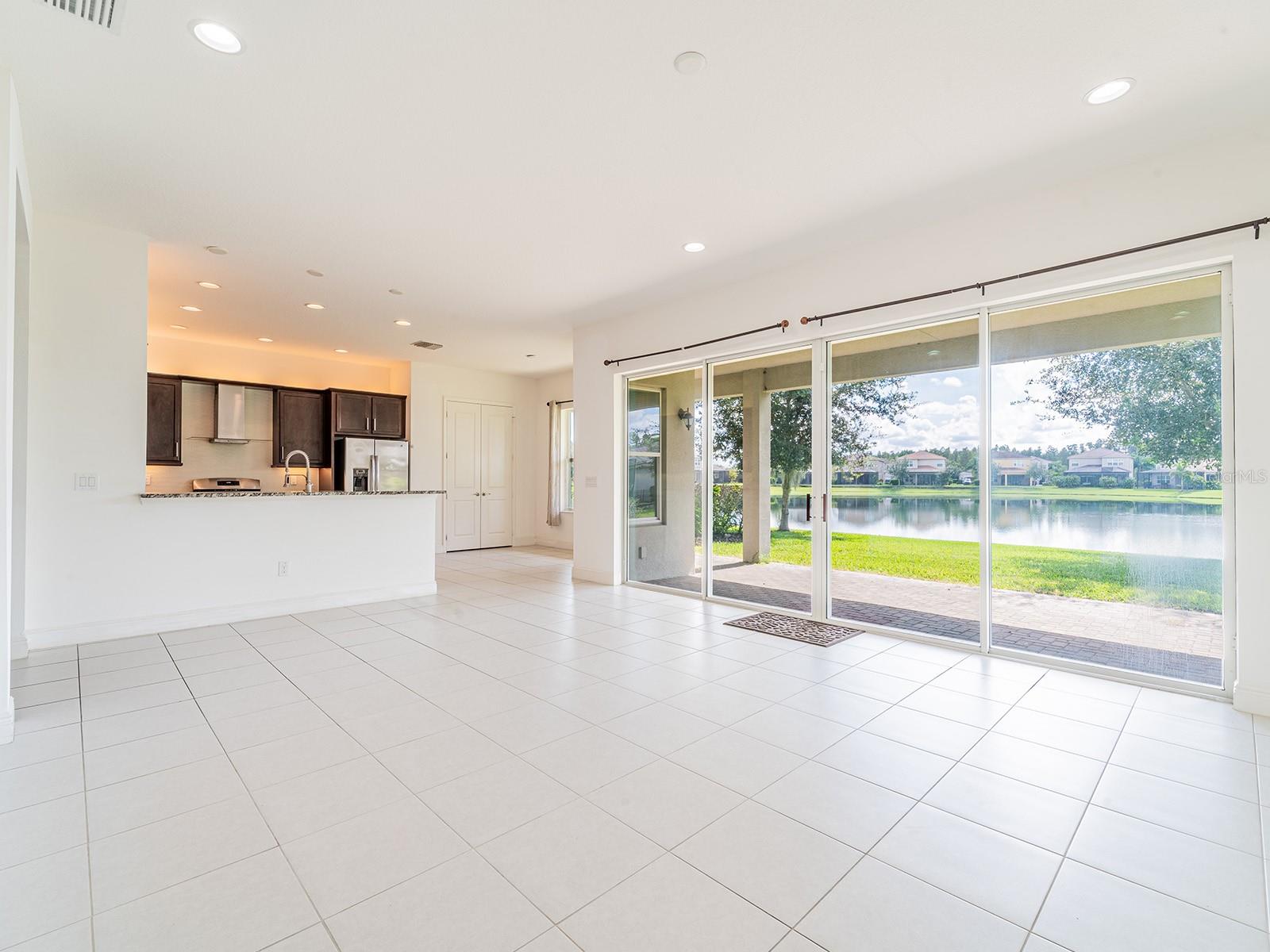 THE RIDGE AT WIREGRASS - Residential Lease