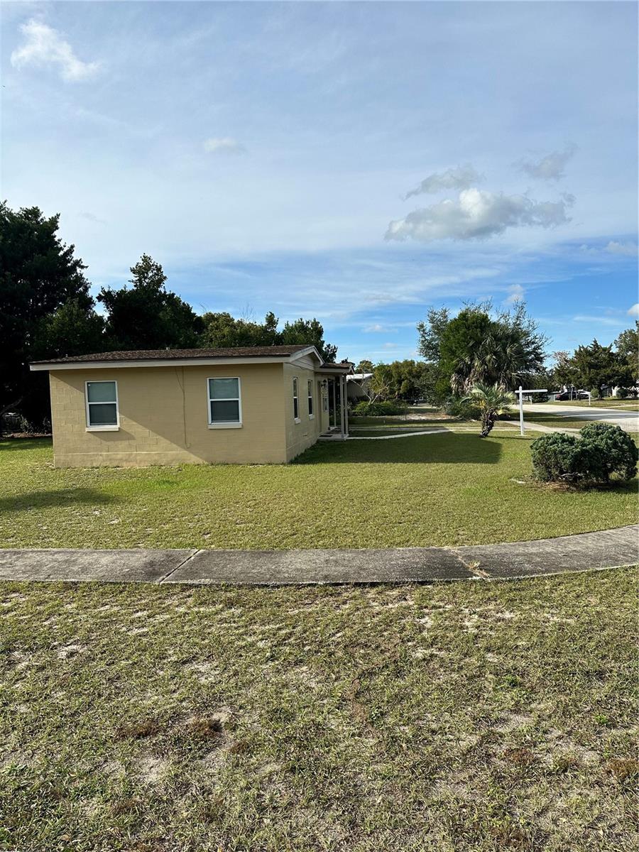 DELTONA LAKES UNIT 74 - Residential