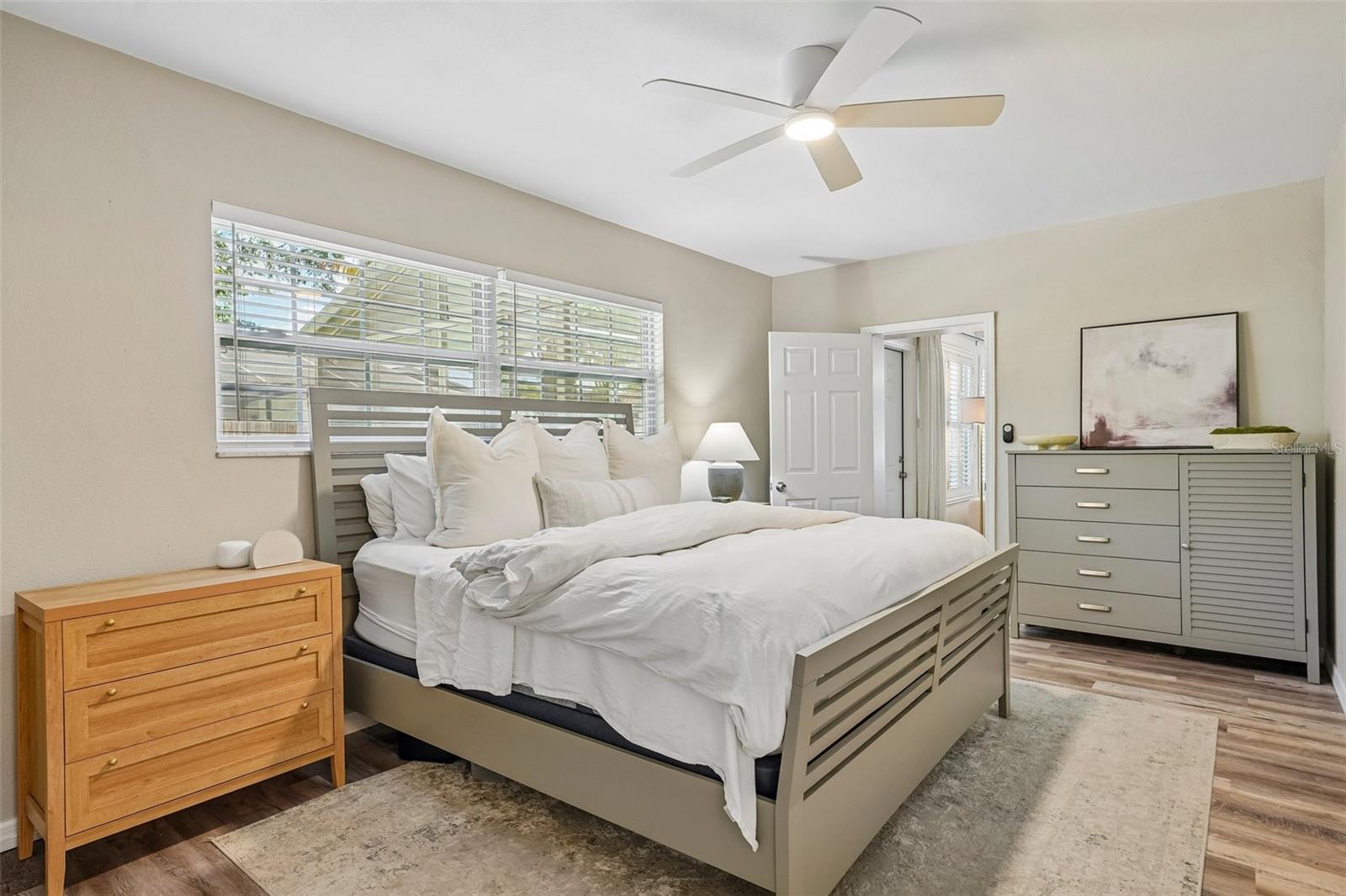 MONTCLAIR LAKE ESTATES - Residential