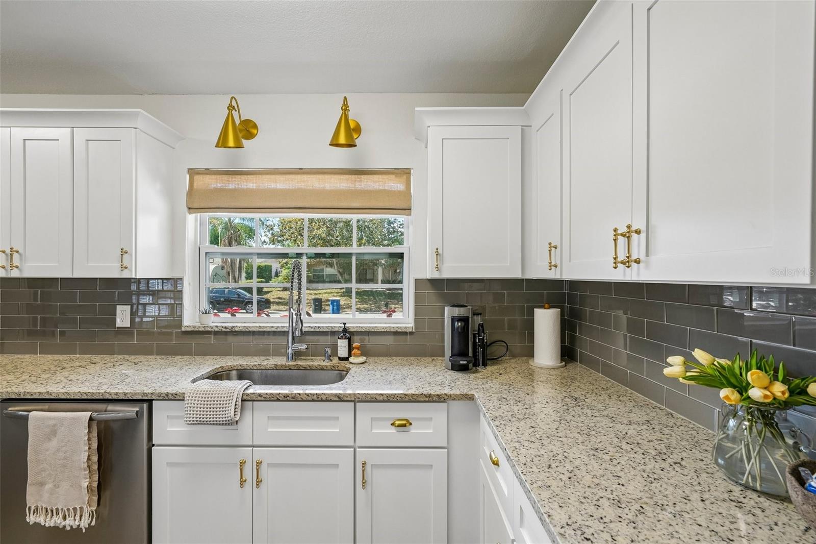 MONTCLAIR LAKE ESTATES - Residential