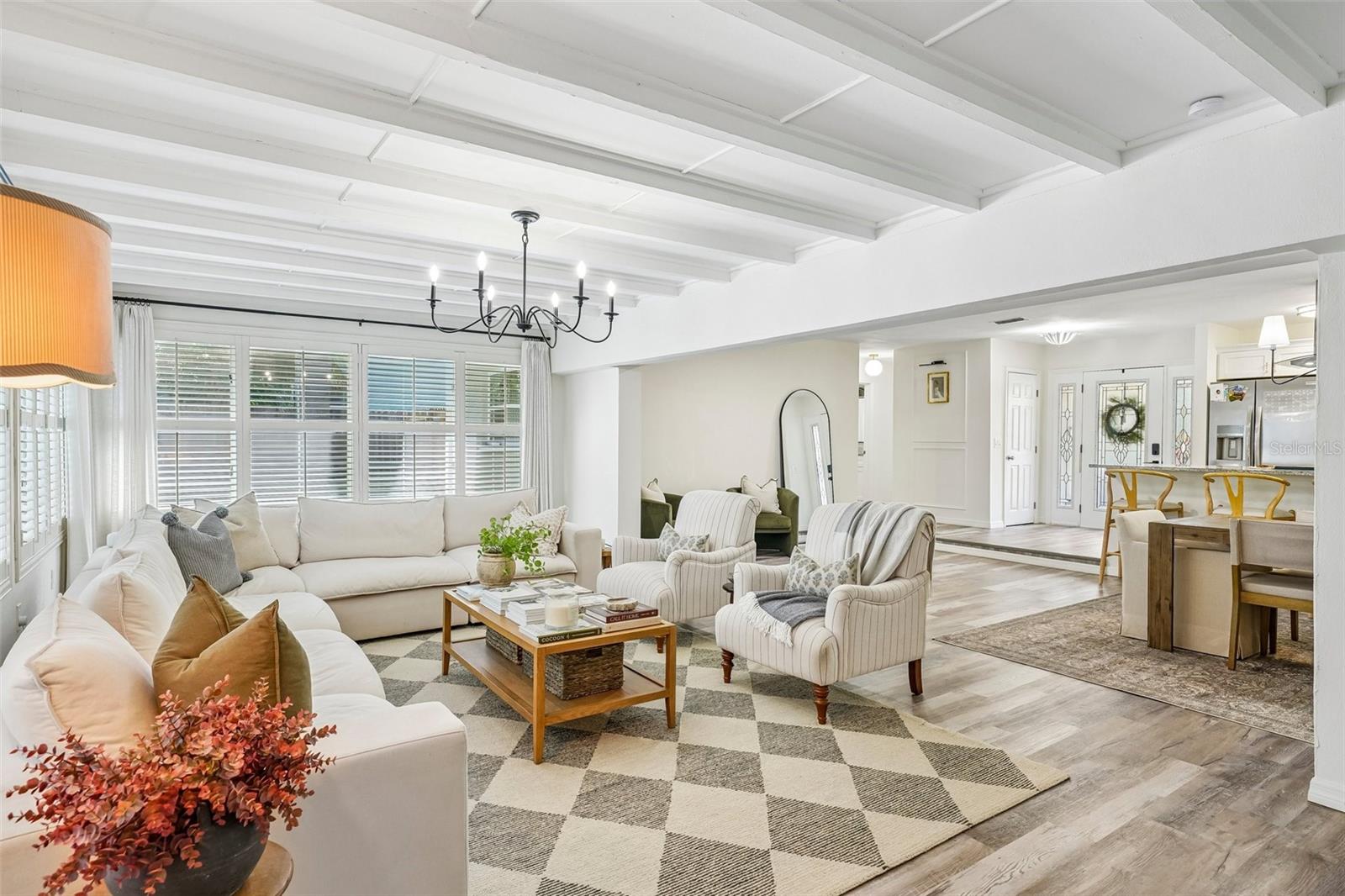 MONTCLAIR LAKE ESTATES - Residential