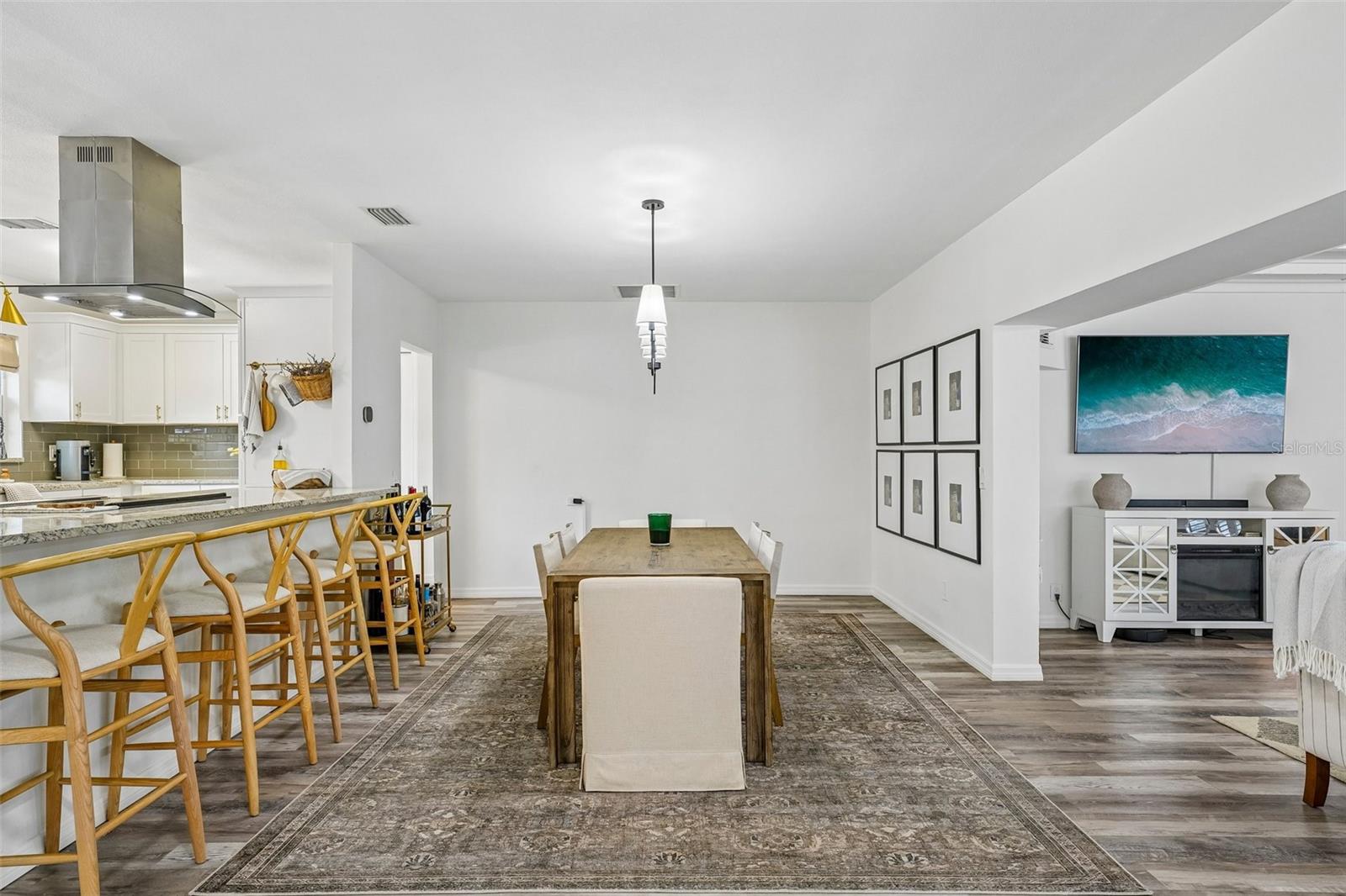 MONTCLAIR LAKE ESTATES - Residential