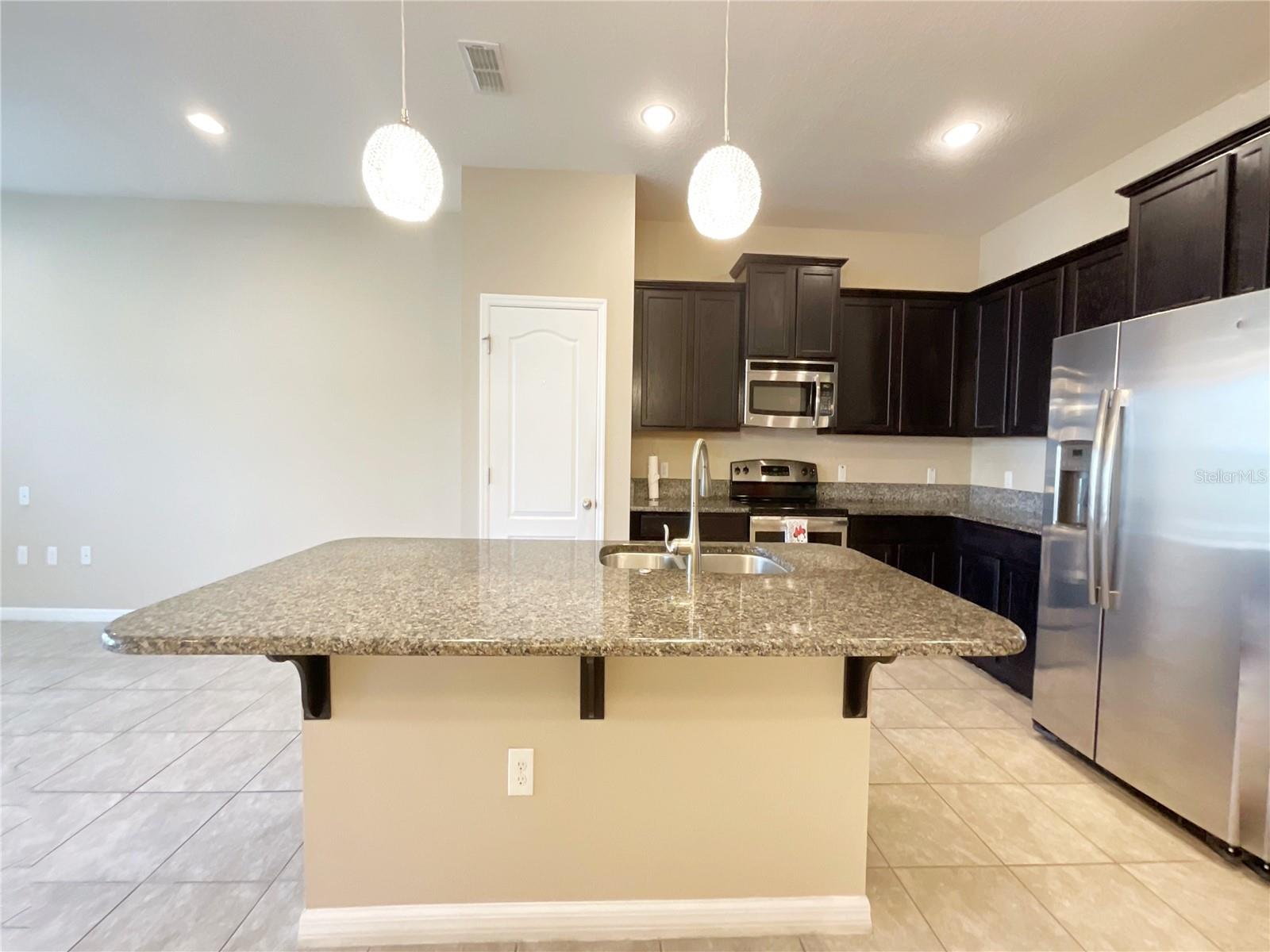 1611 MOHEGAN BOULEVARD