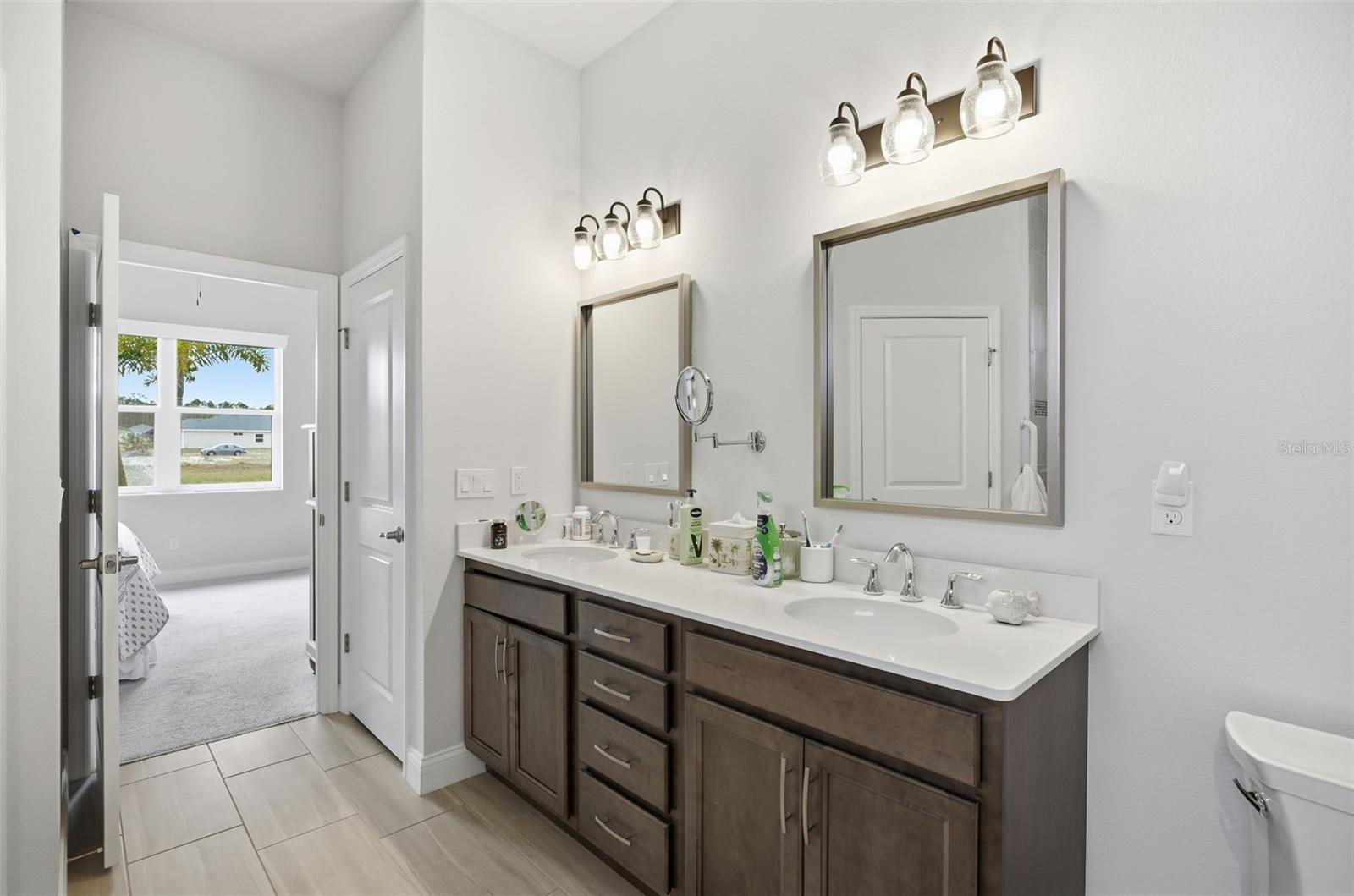 GABLES/TOWN CENTER - Residential