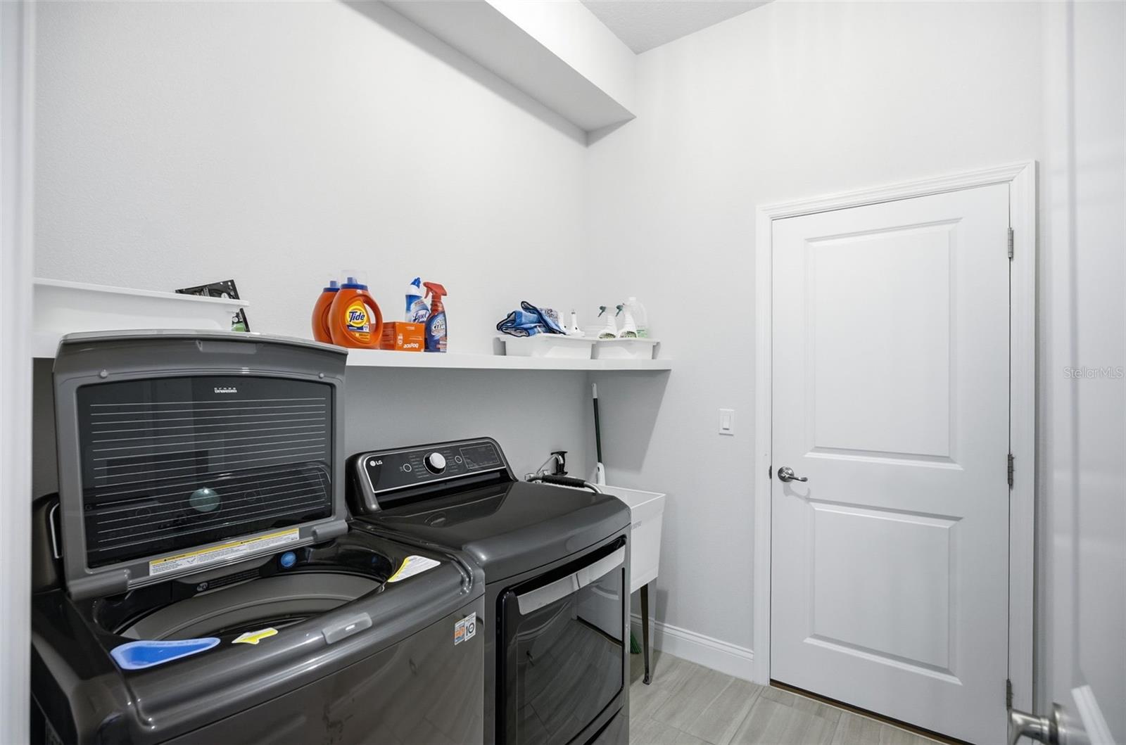 GABLES/TOWN CENTER - Residential