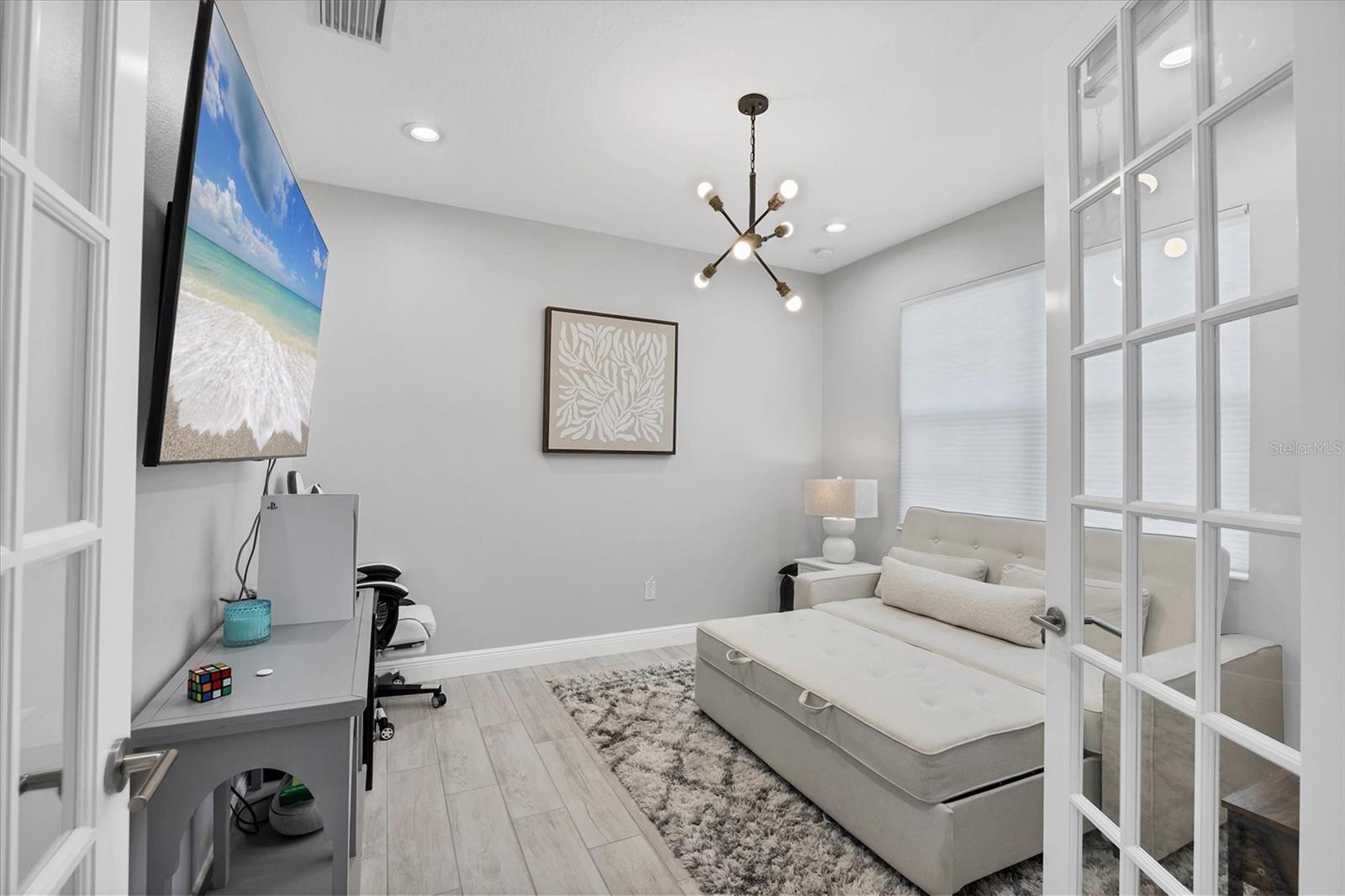 LEGENDS BAY - Residential Lease