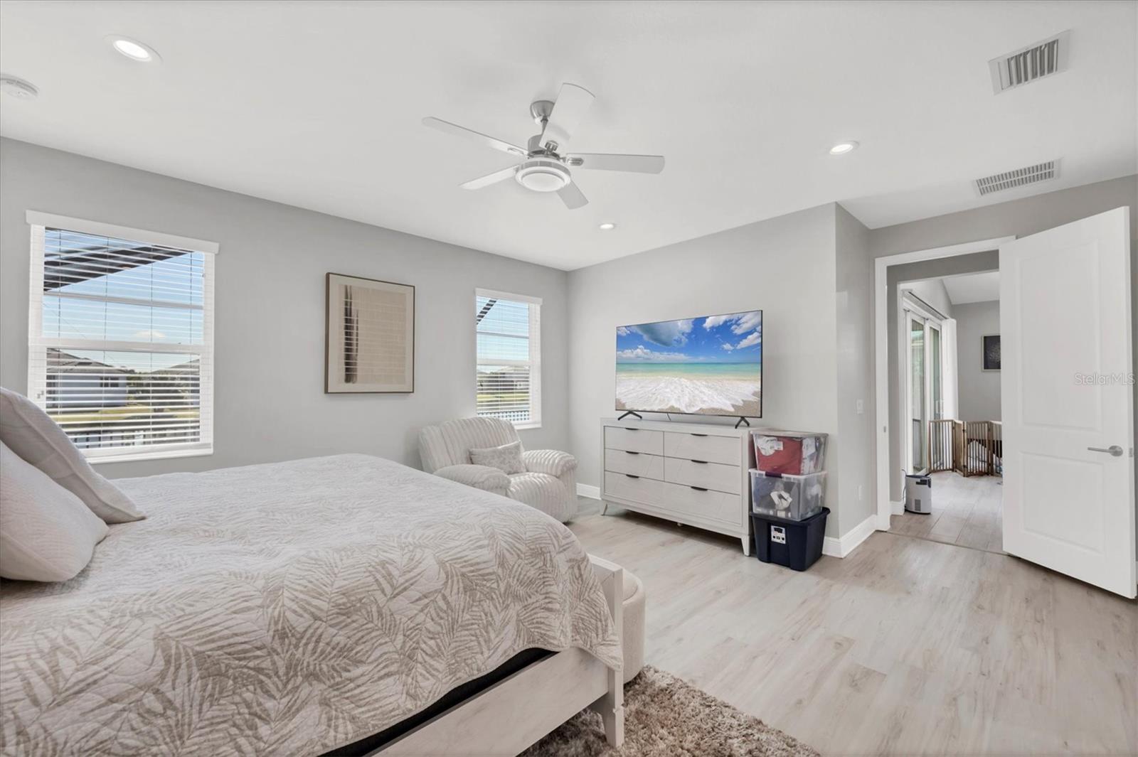 LEGENDS BAY - Residential Lease