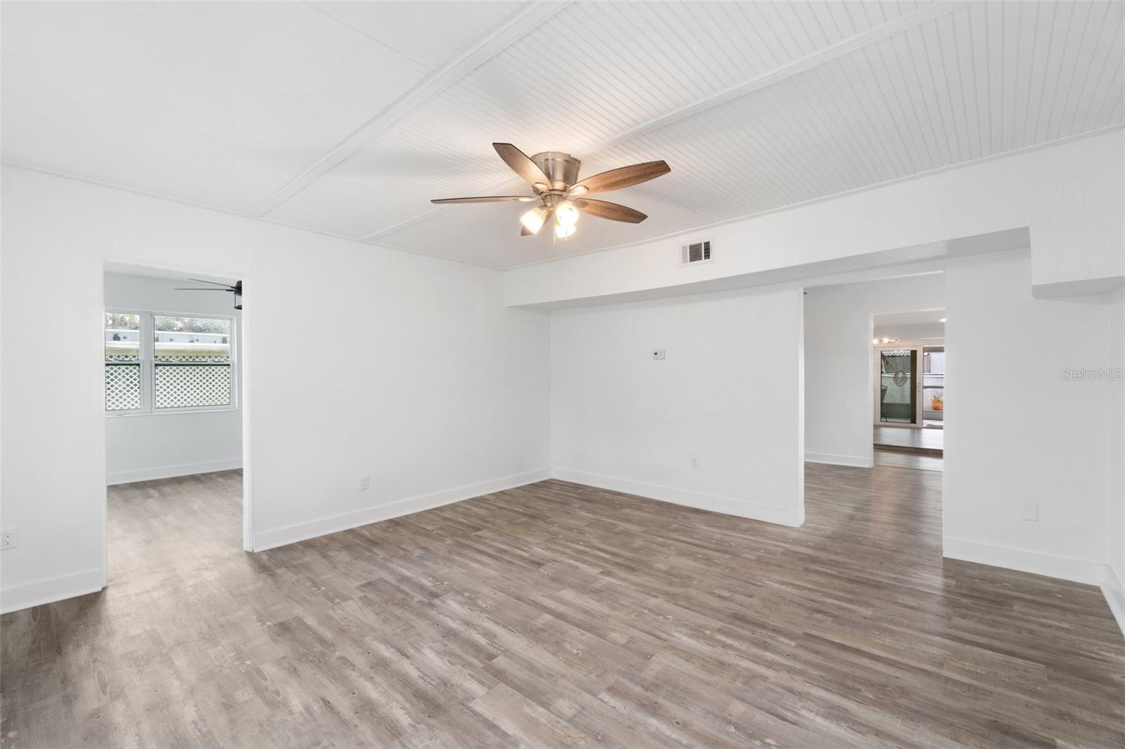 CHAR SHORES - Residential