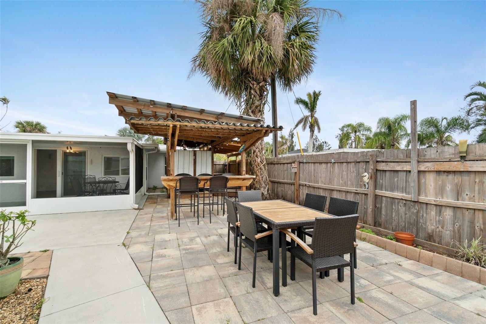 CHAR SHORES - Residential