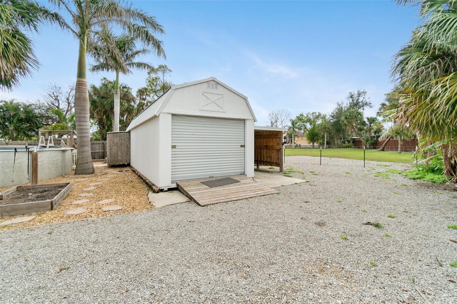 CHAR SHORES - Residential