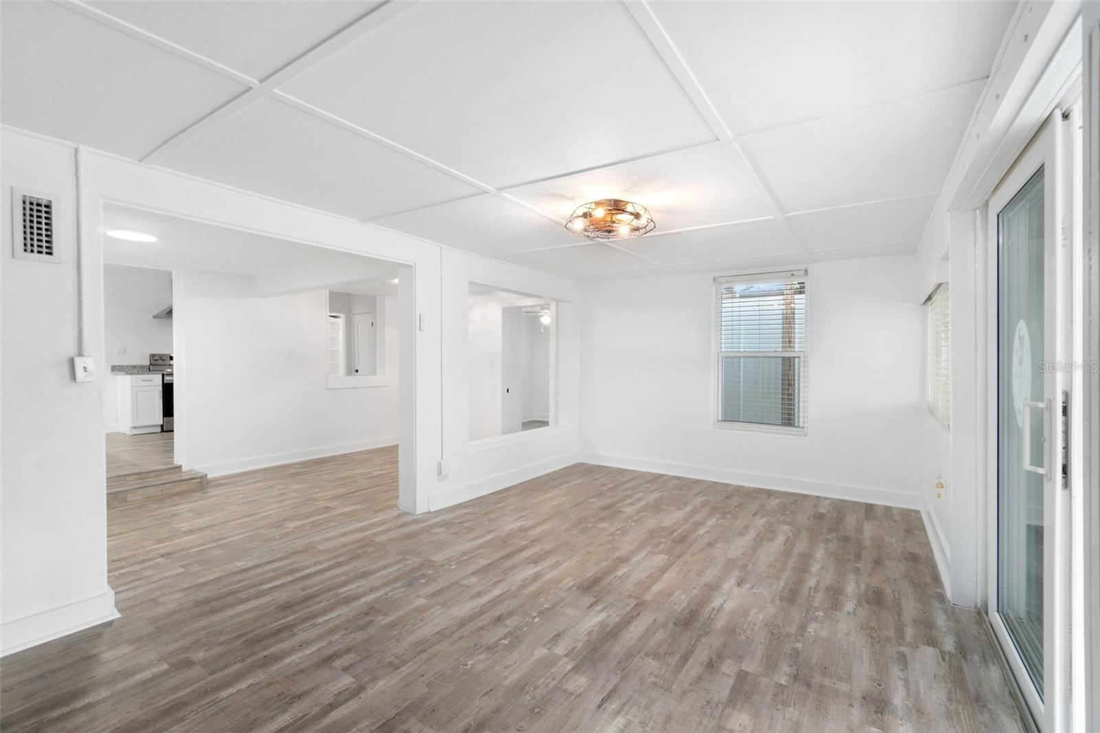 CHAR SHORES - Residential