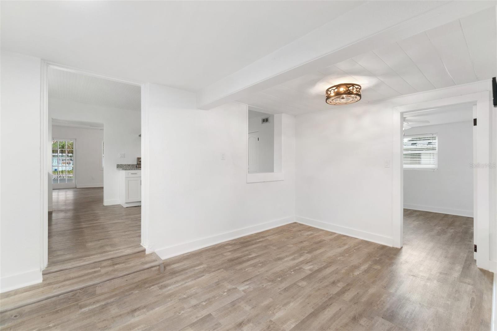 CHAR SHORES - Residential