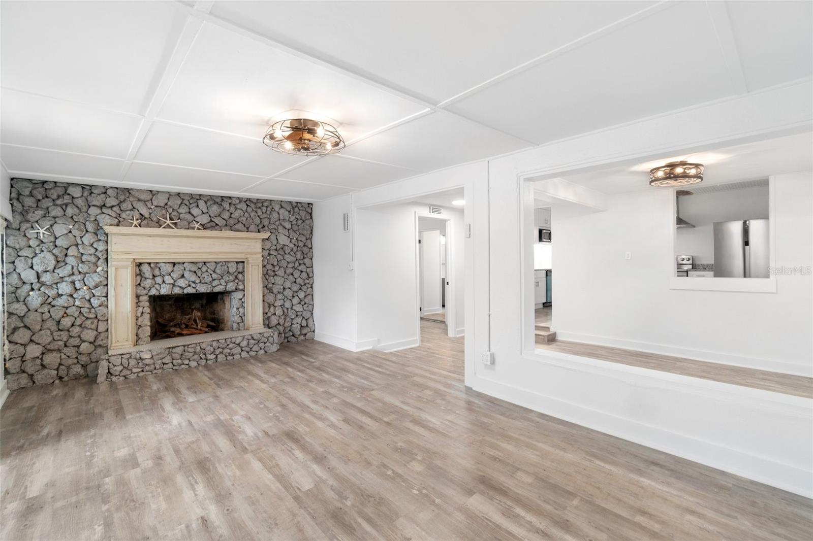 CHAR SHORES - Residential