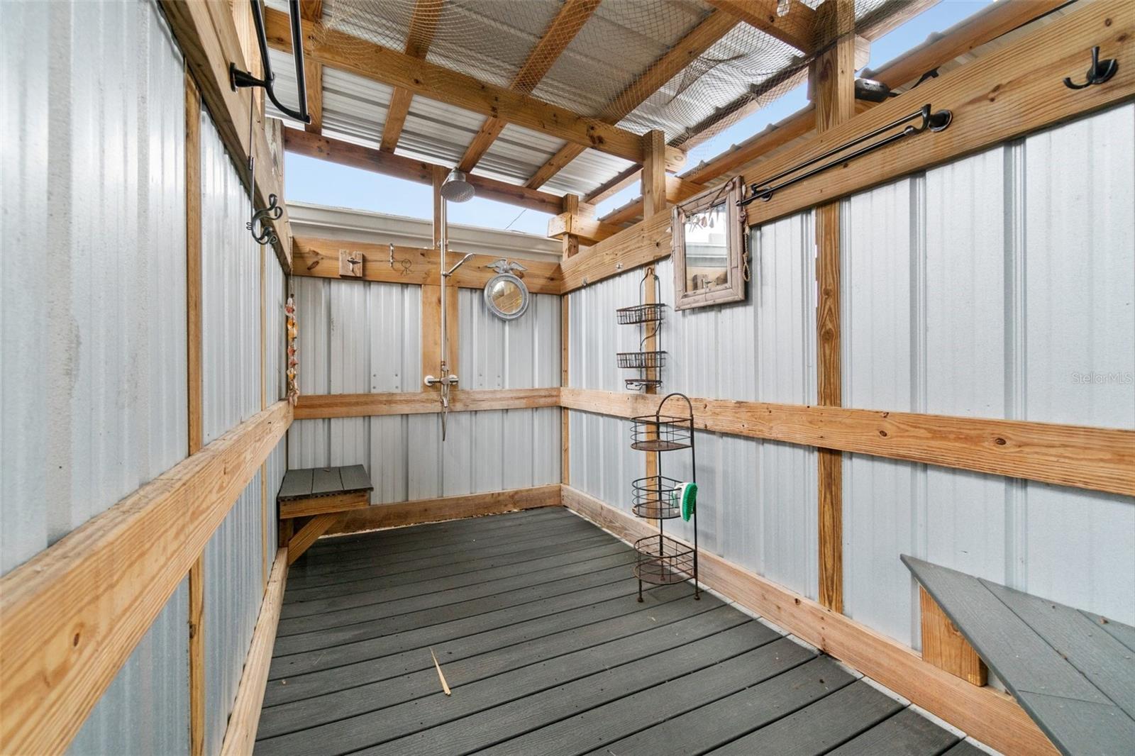 CHAR SHORES - Residential