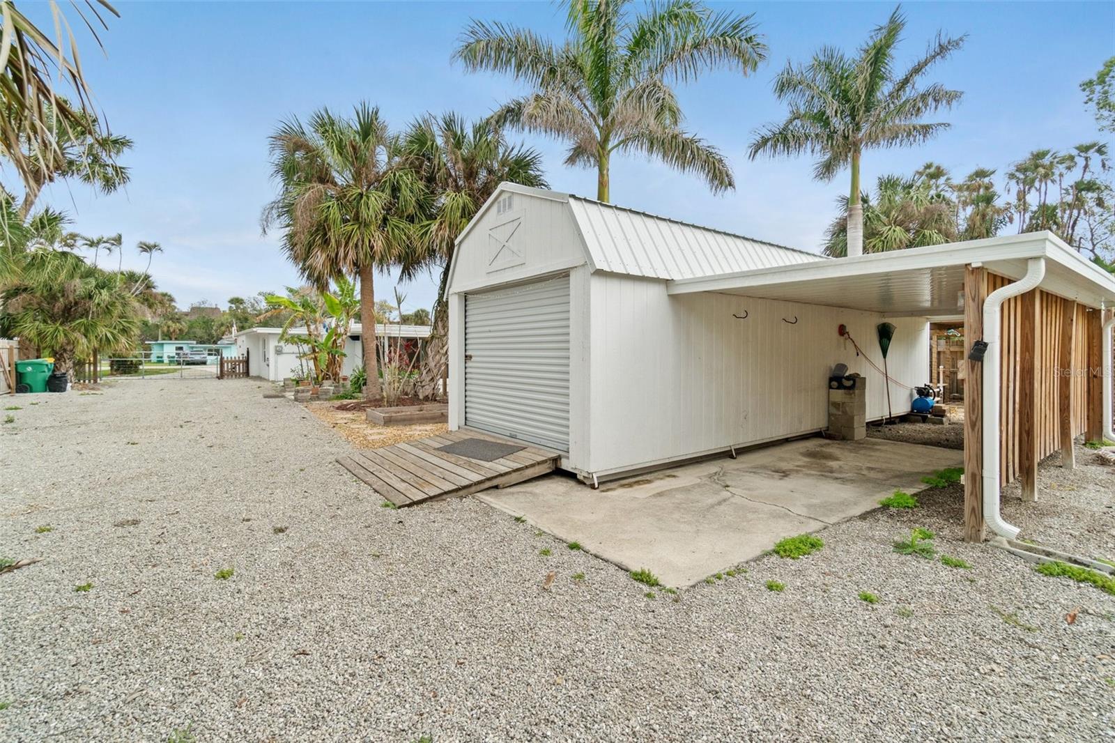 CHAR SHORES - Residential