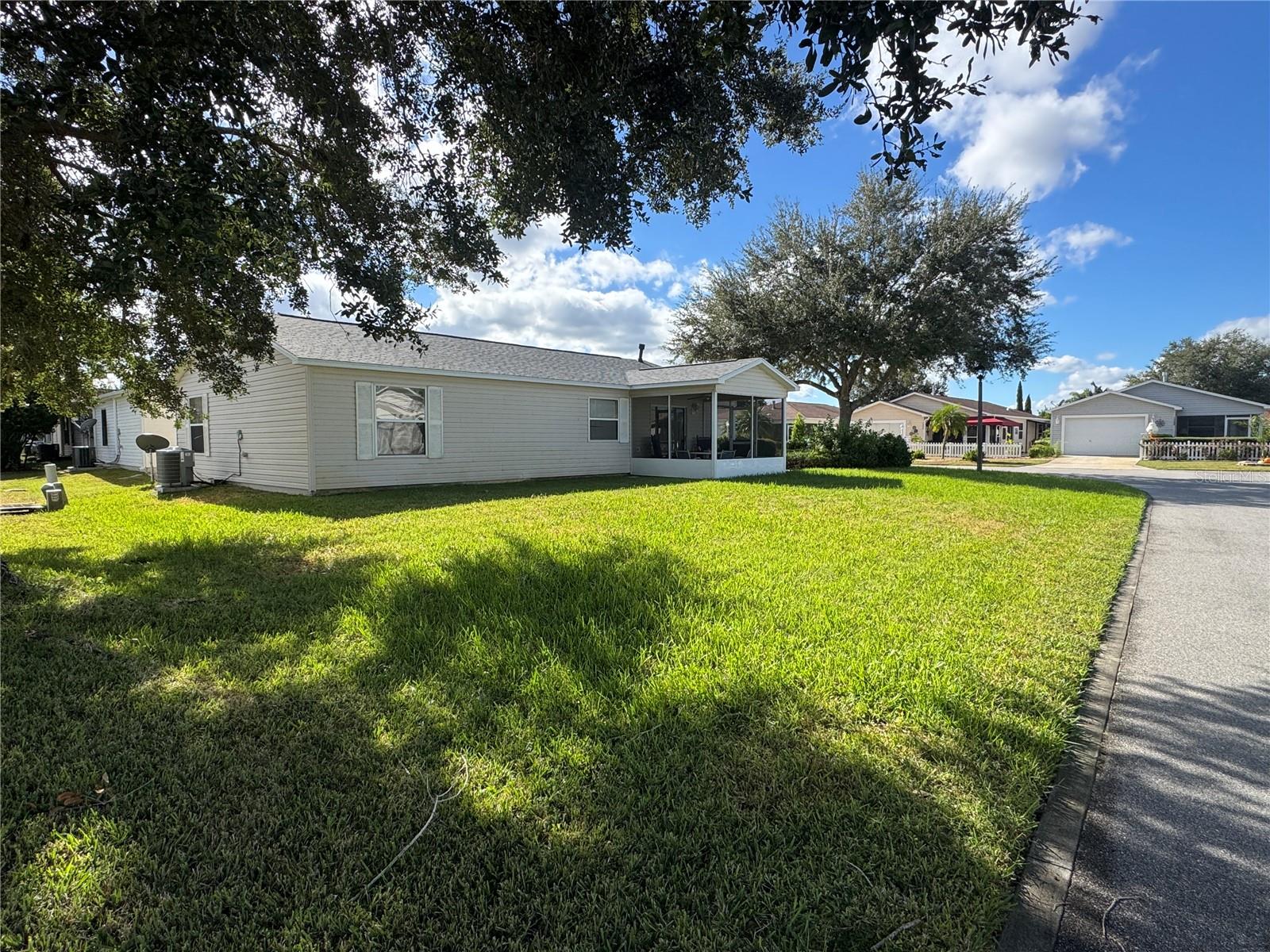 VILLAGES OF SUMTER MOUNT VERNON VILLAS - Residential