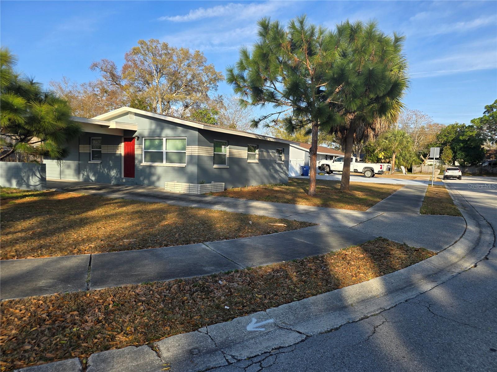 JEFFERSON MANOR - Residential
