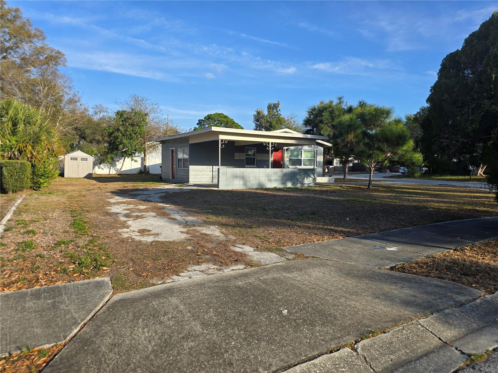 JEFFERSON MANOR - Residential