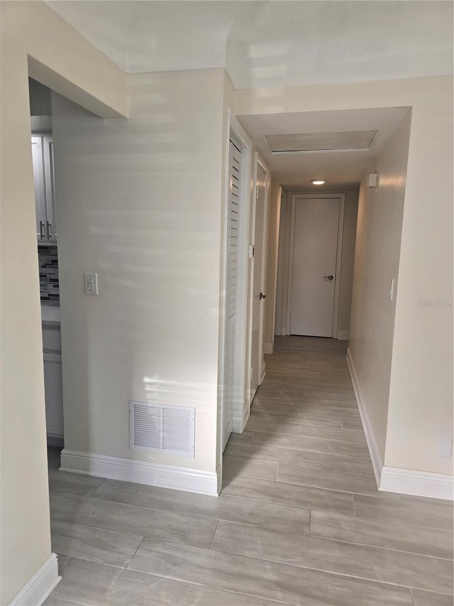 JEFFERSON MANOR - Residential