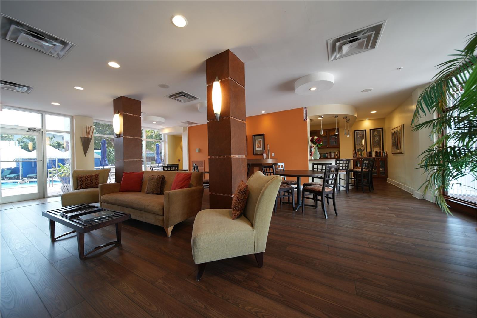 BEACON ON 3RD ST THE - Residential