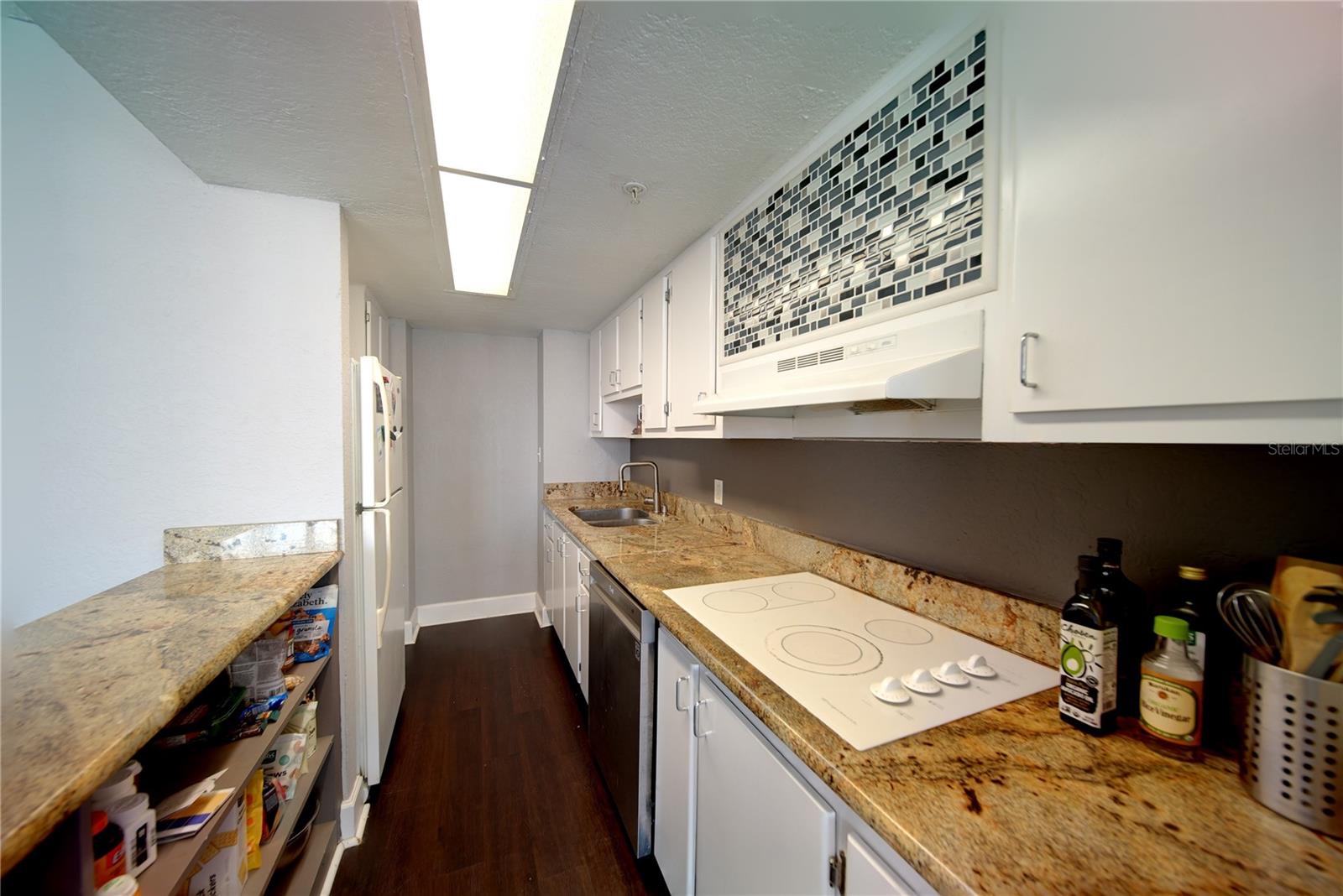 BEACON ON 3RD ST THE - Residential