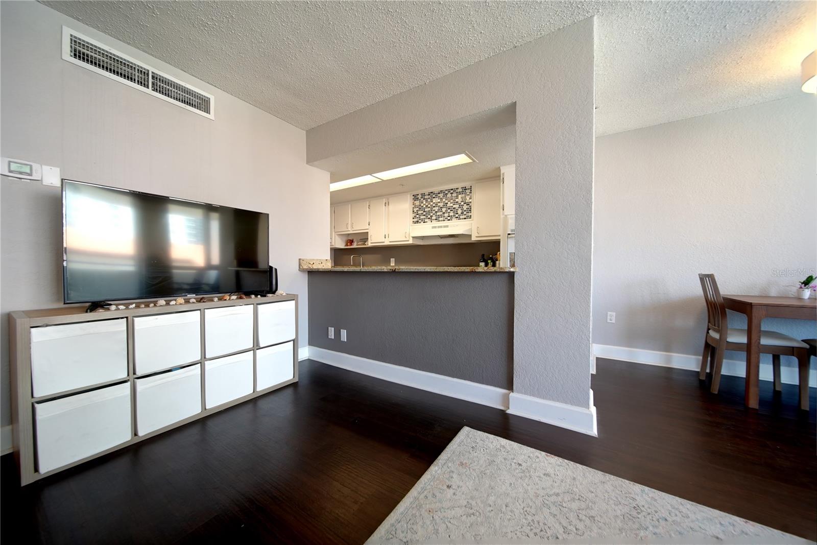 BEACON ON 3RD ST THE - Residential