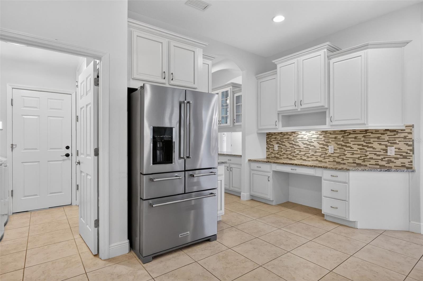 LAKES OF MOUNT DORA - Residential