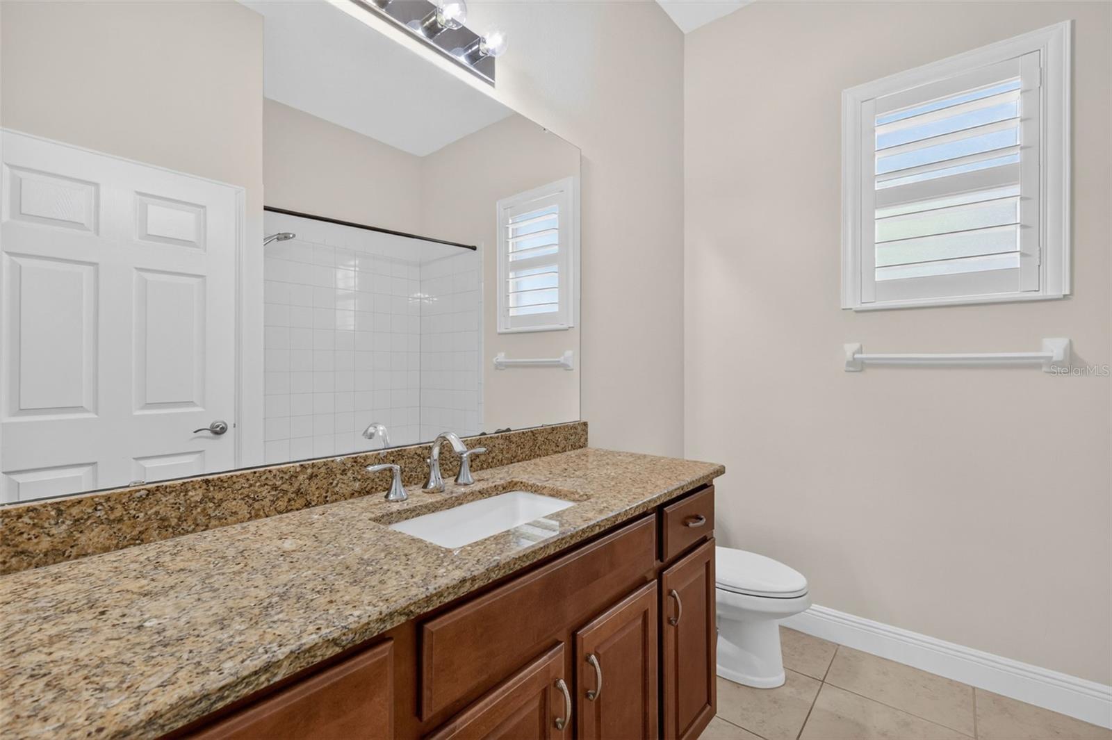 LAKES OF MOUNT DORA - Residential