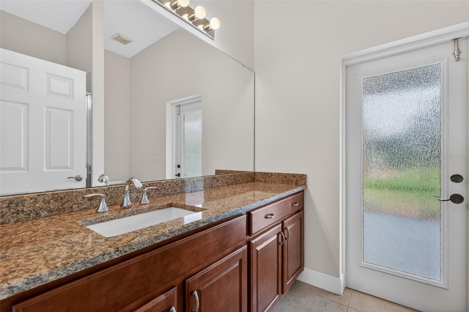 LAKES OF MOUNT DORA - Residential
