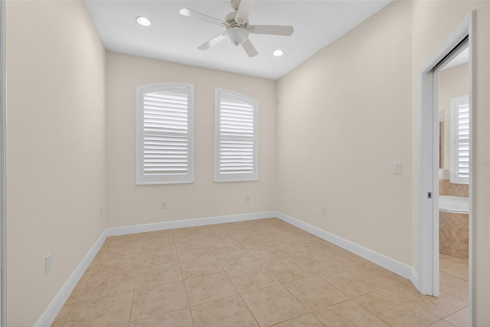 LAKES OF MOUNT DORA - Residential