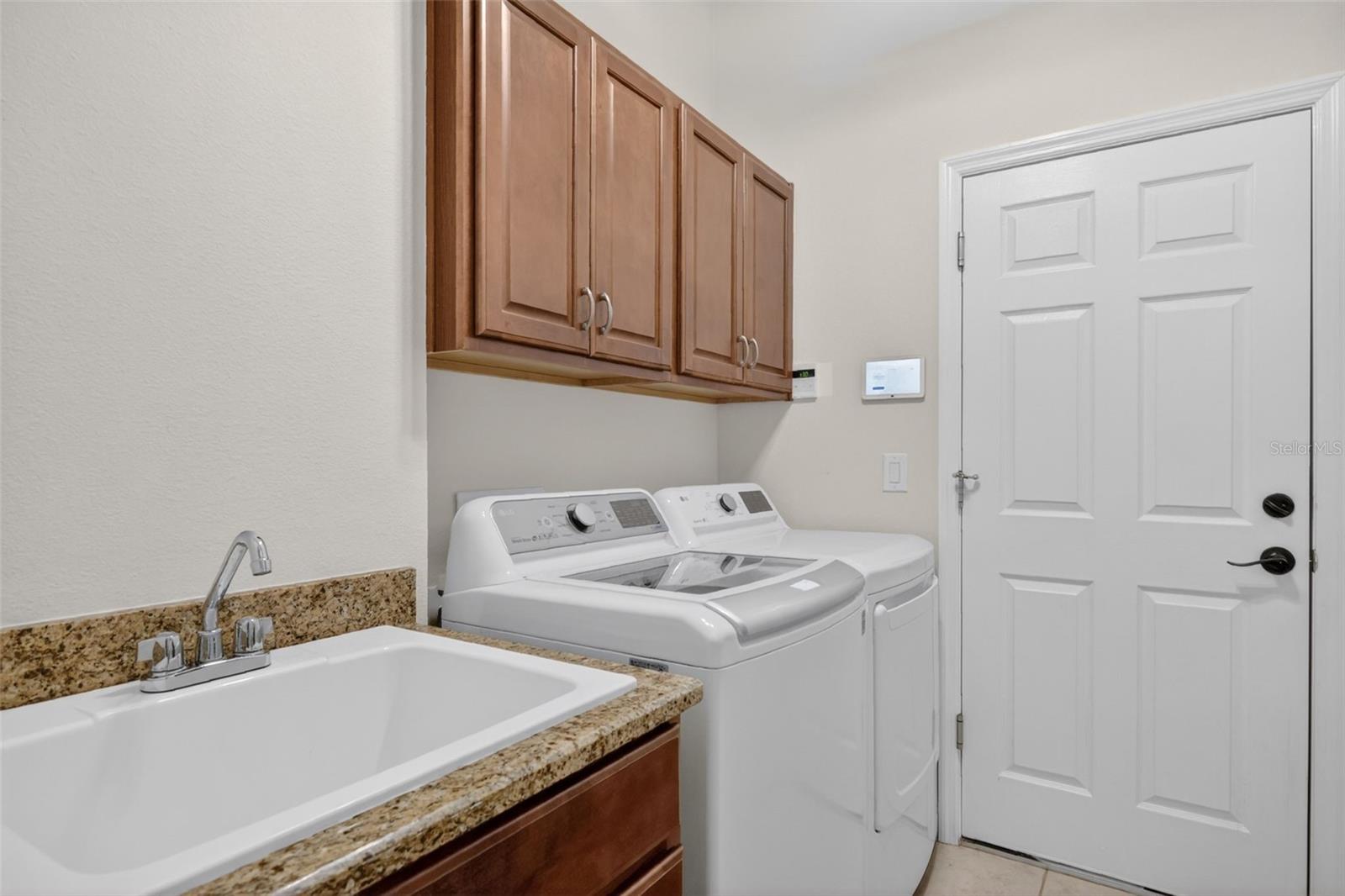 LAKES OF MOUNT DORA - Residential