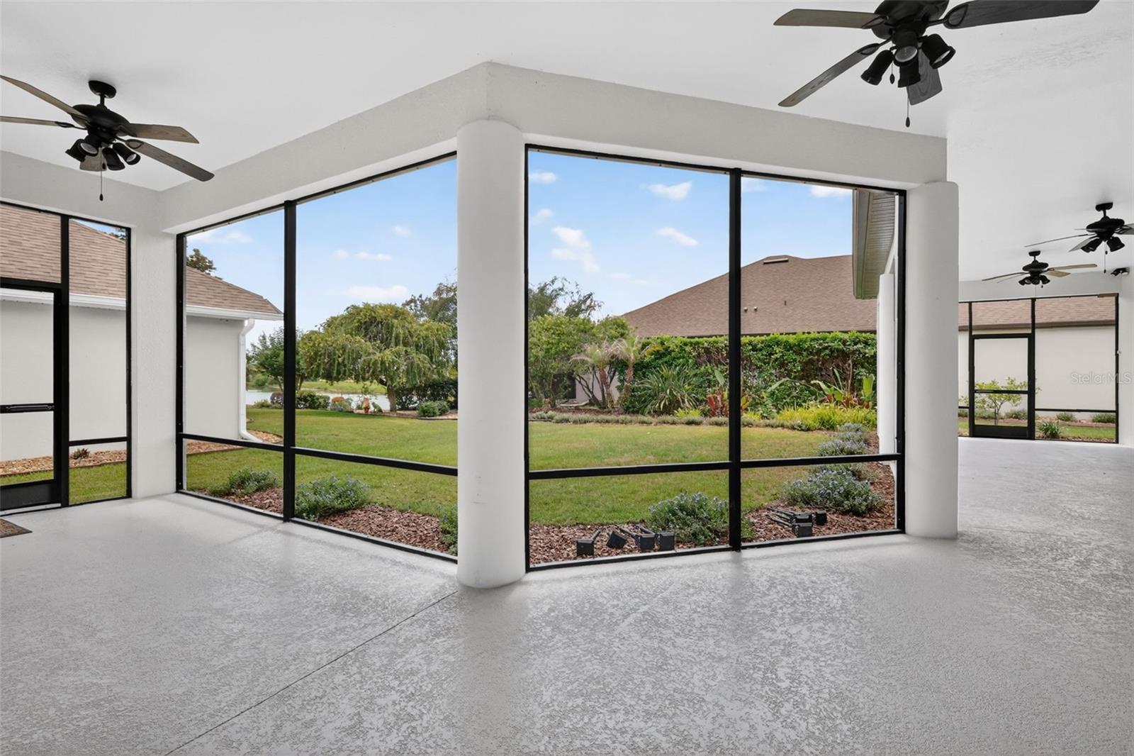 LAKES OF MOUNT DORA - Residential